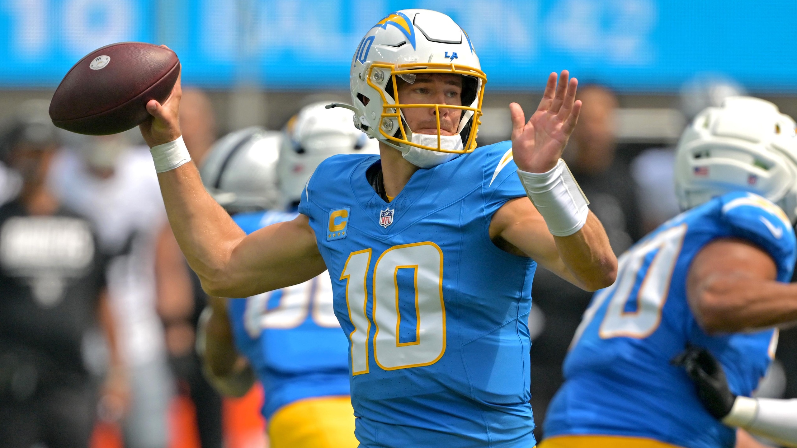 Raiders Chargers Football