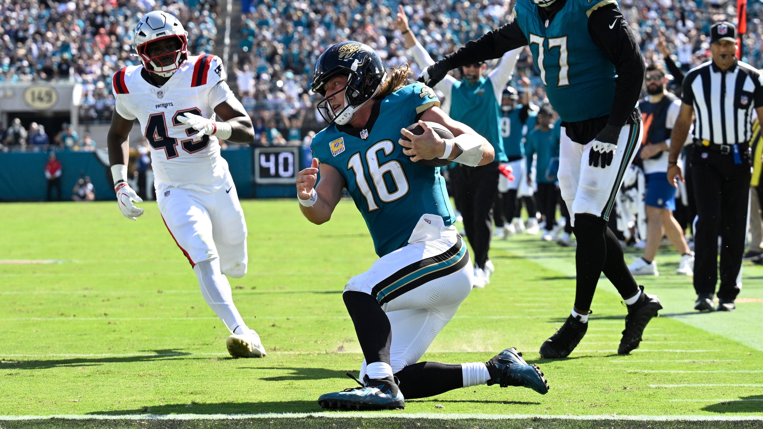 Patriots Jaguars Football