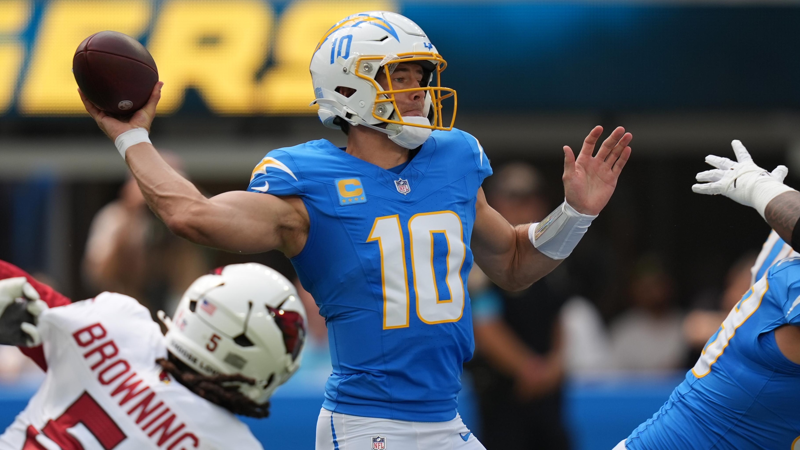 Cardinals Chargers Football