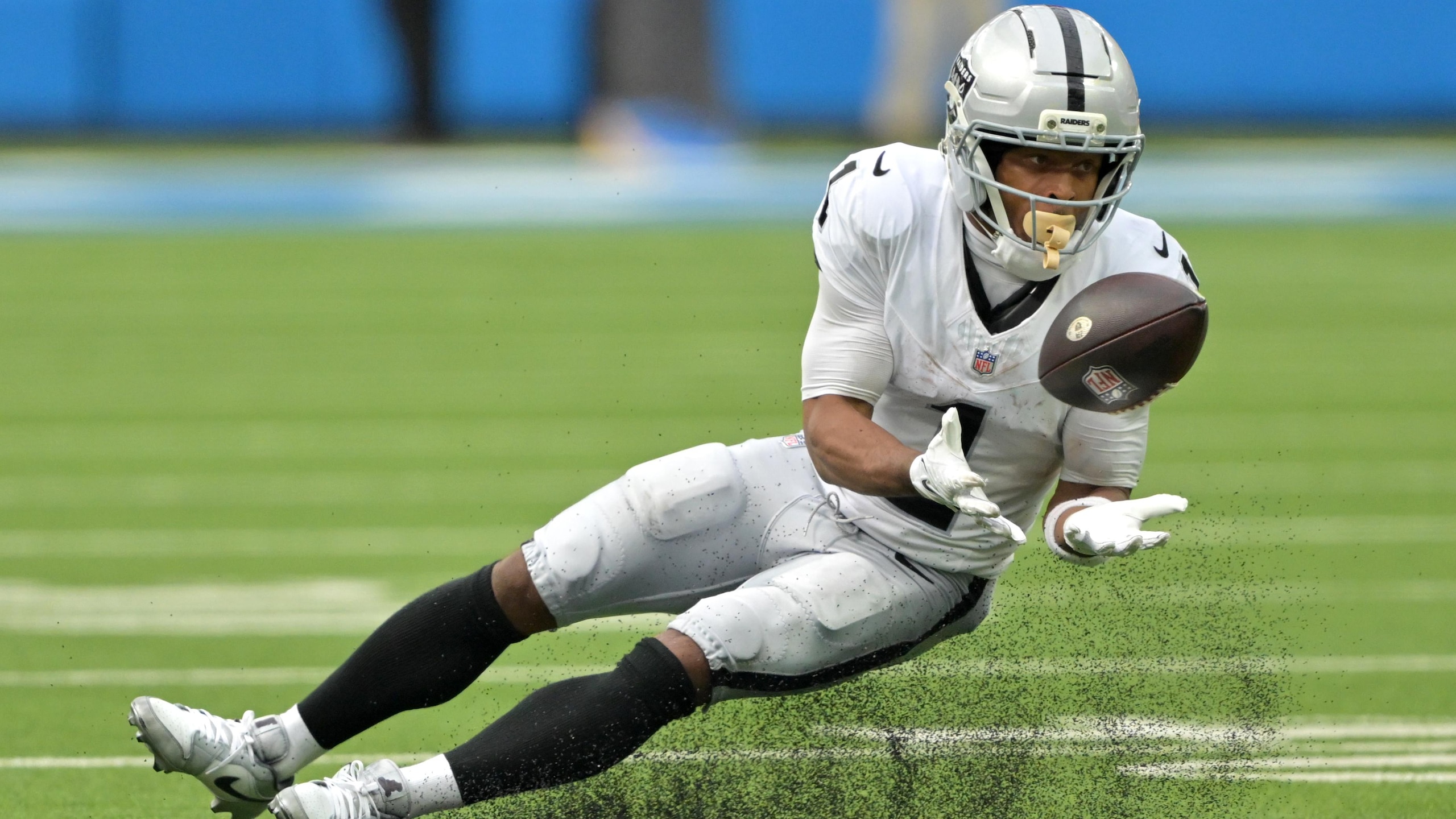 Raiders Chargers Football