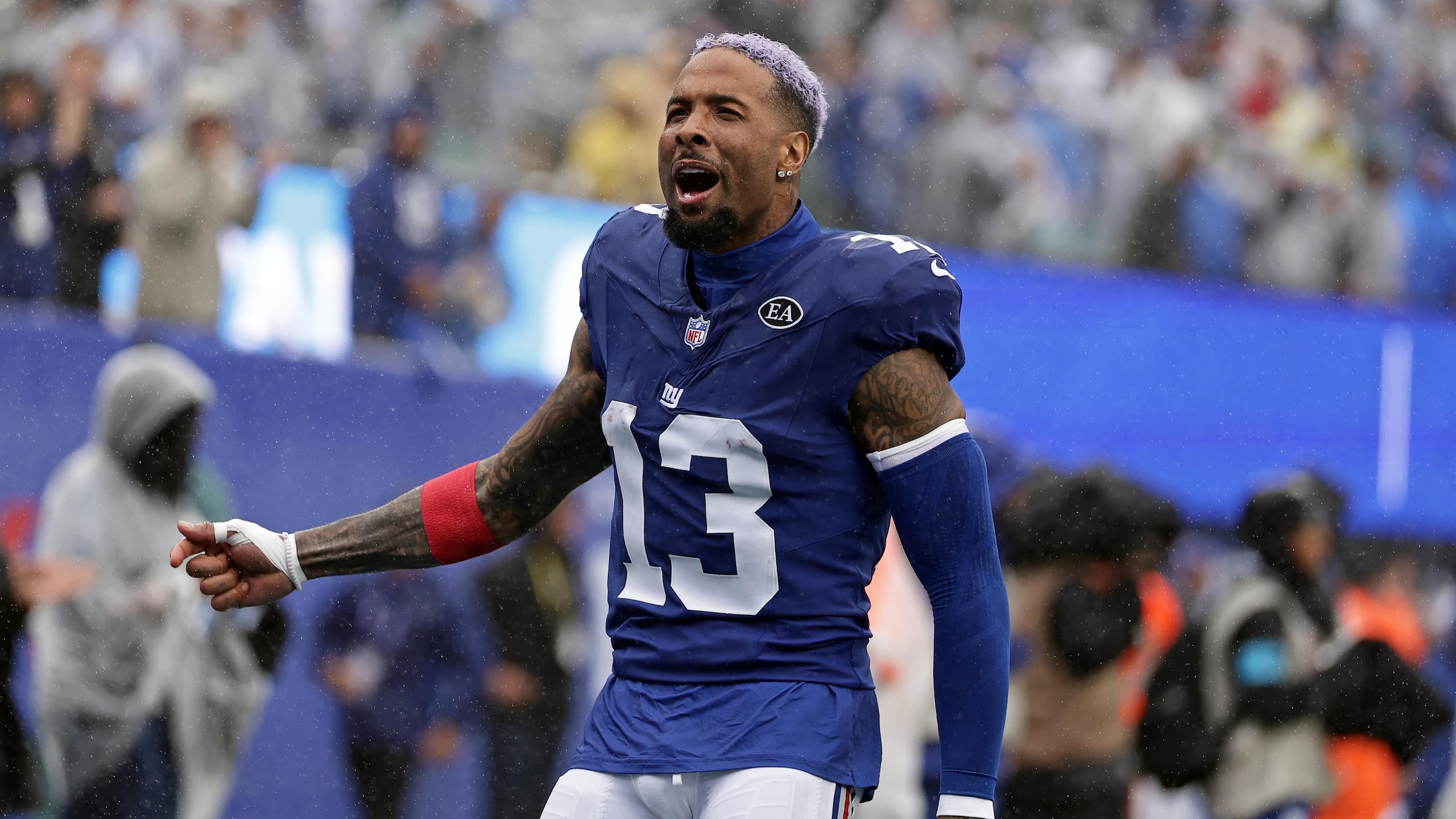 Titans Giants Football