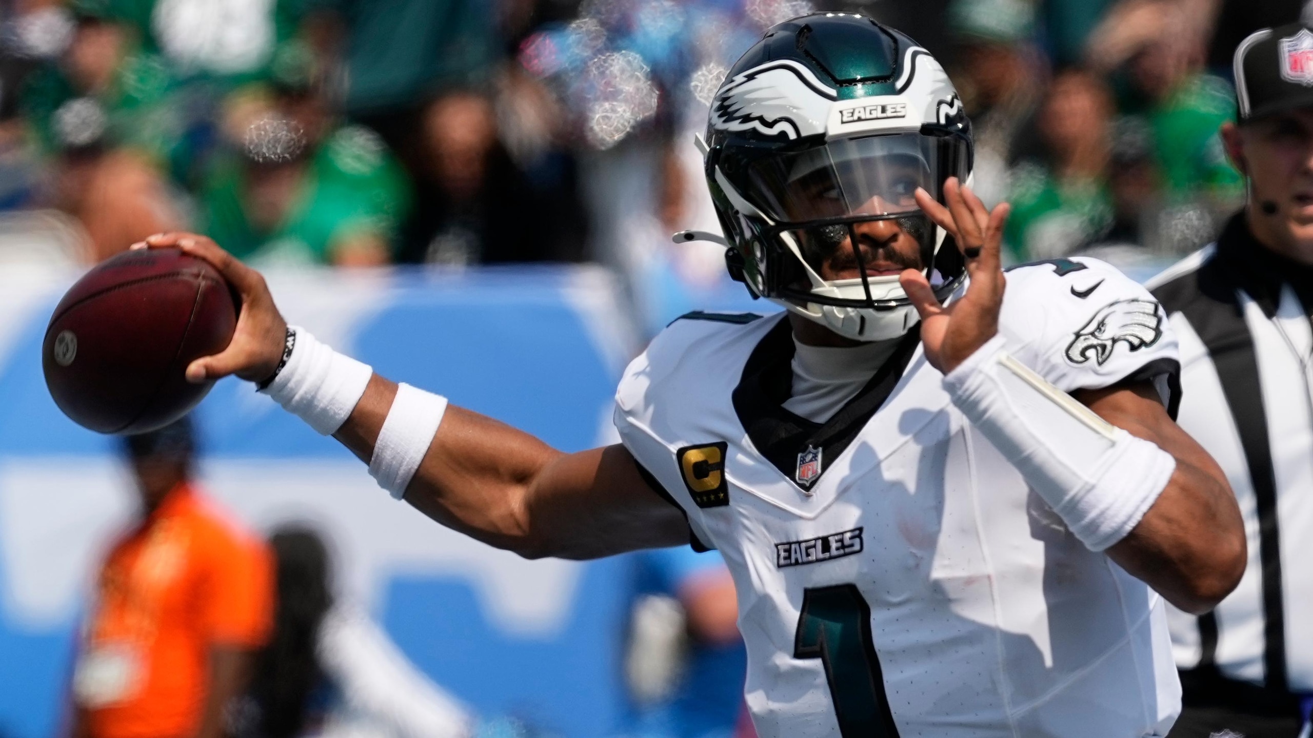 Eagles Titans Football