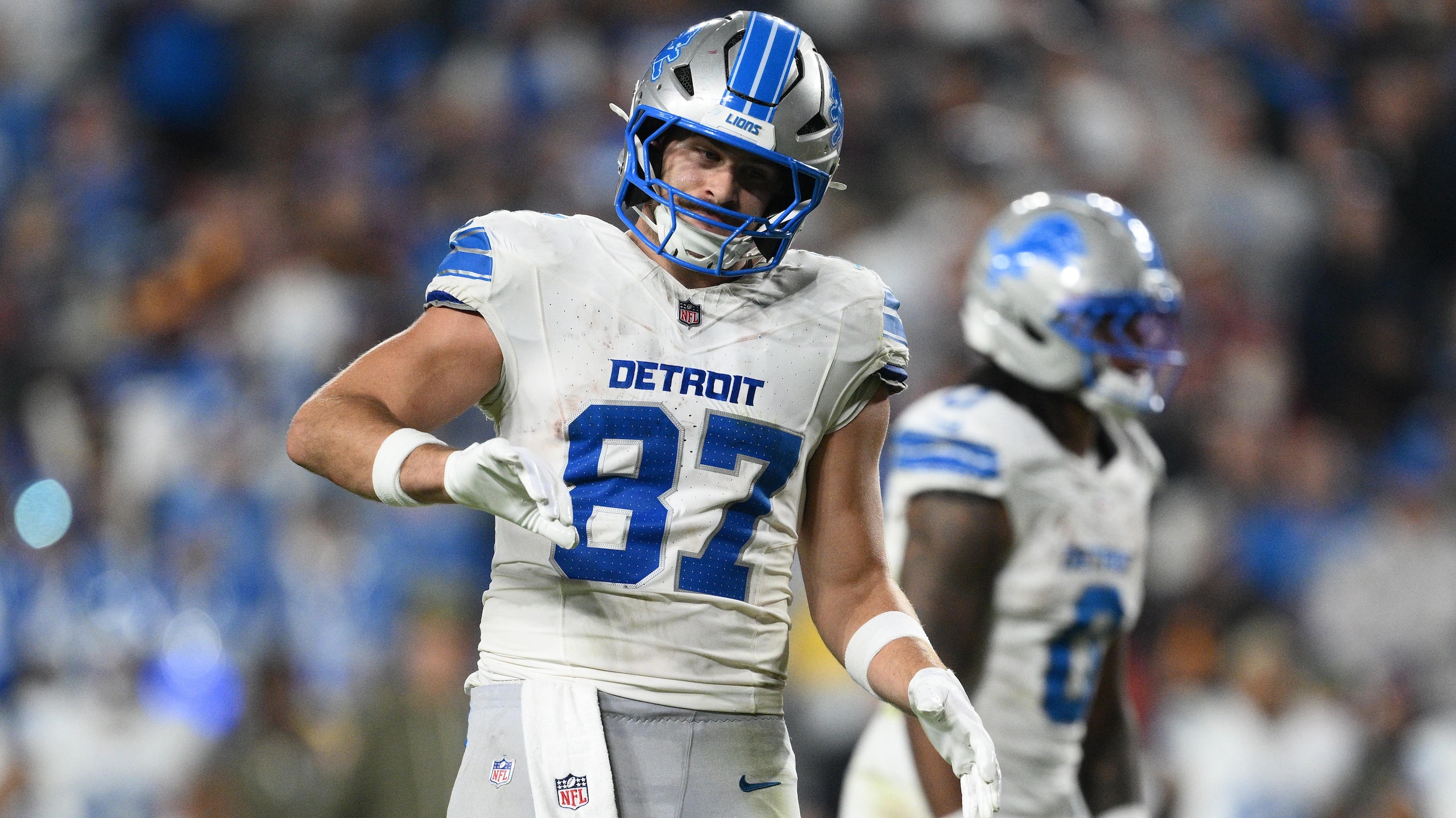 Lions Commanders Football