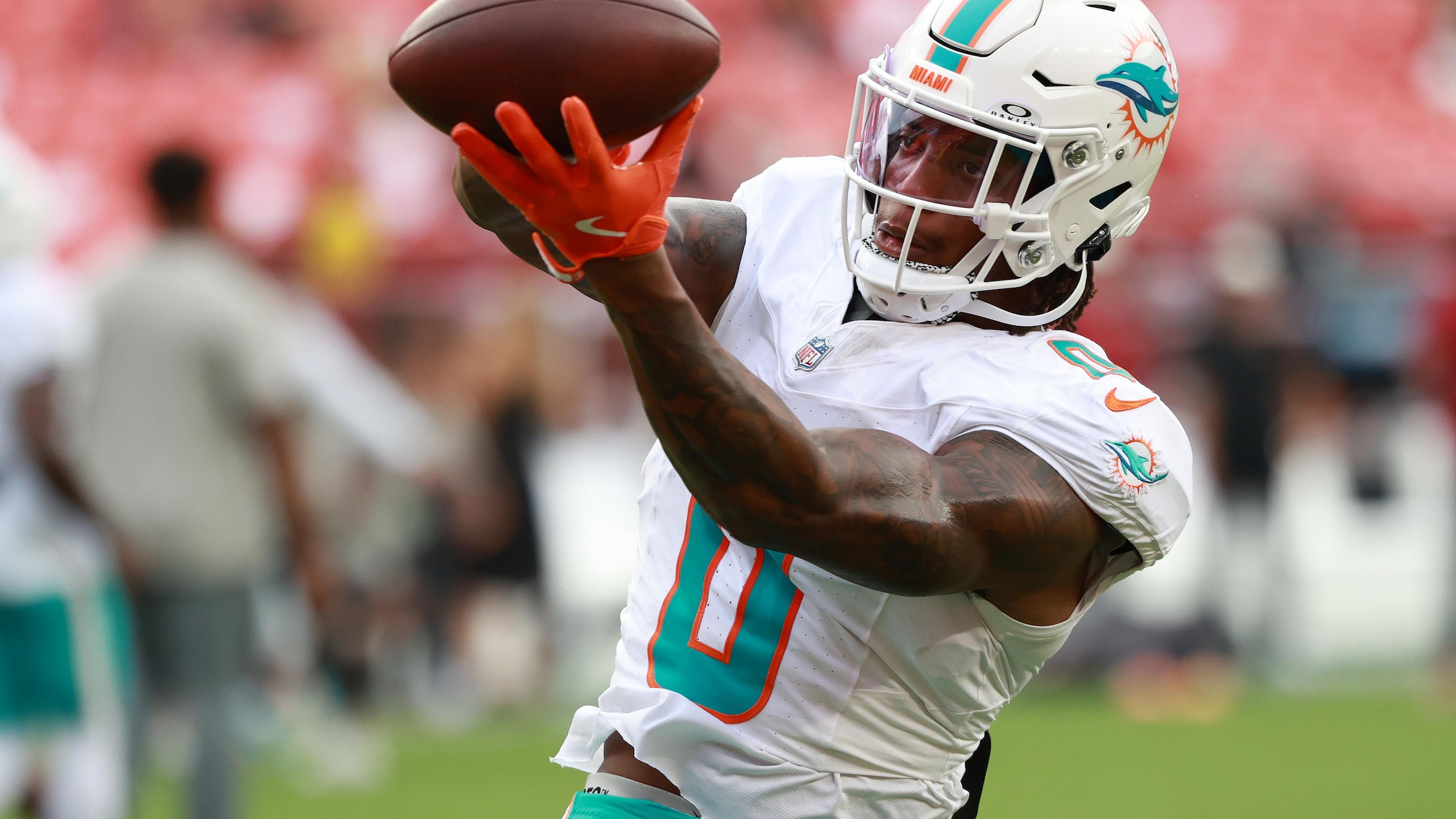 Dolphins Commanders Football