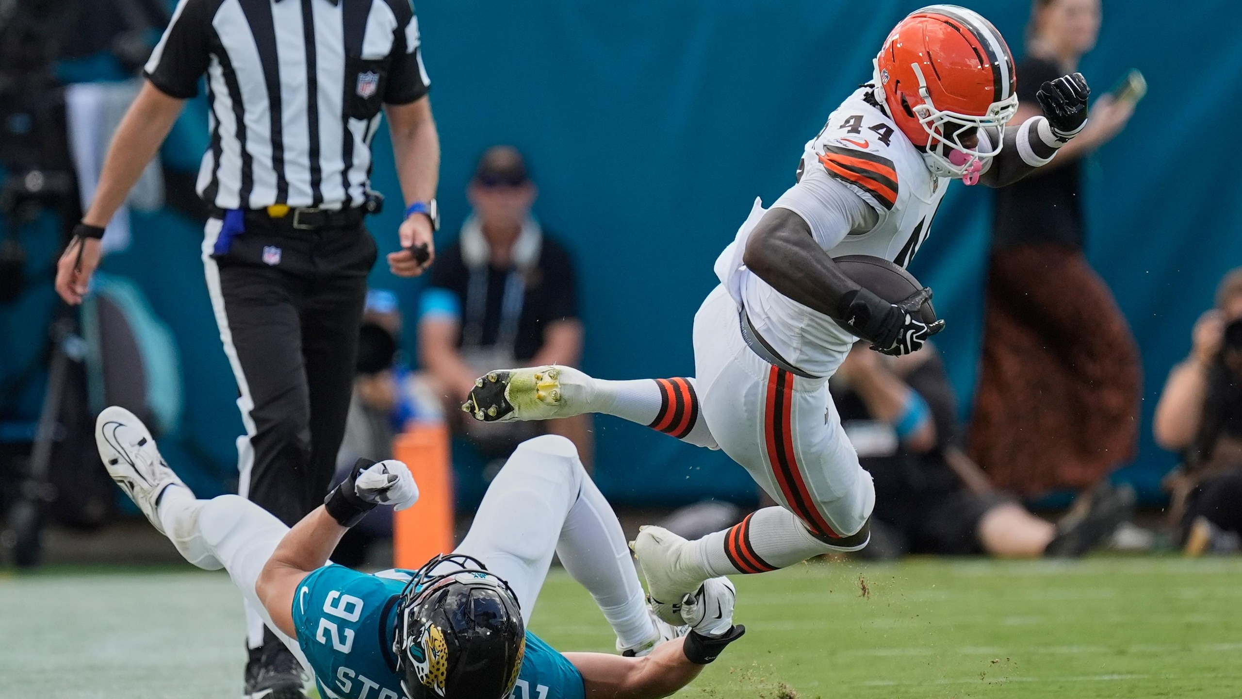 Browns Jaguars Football