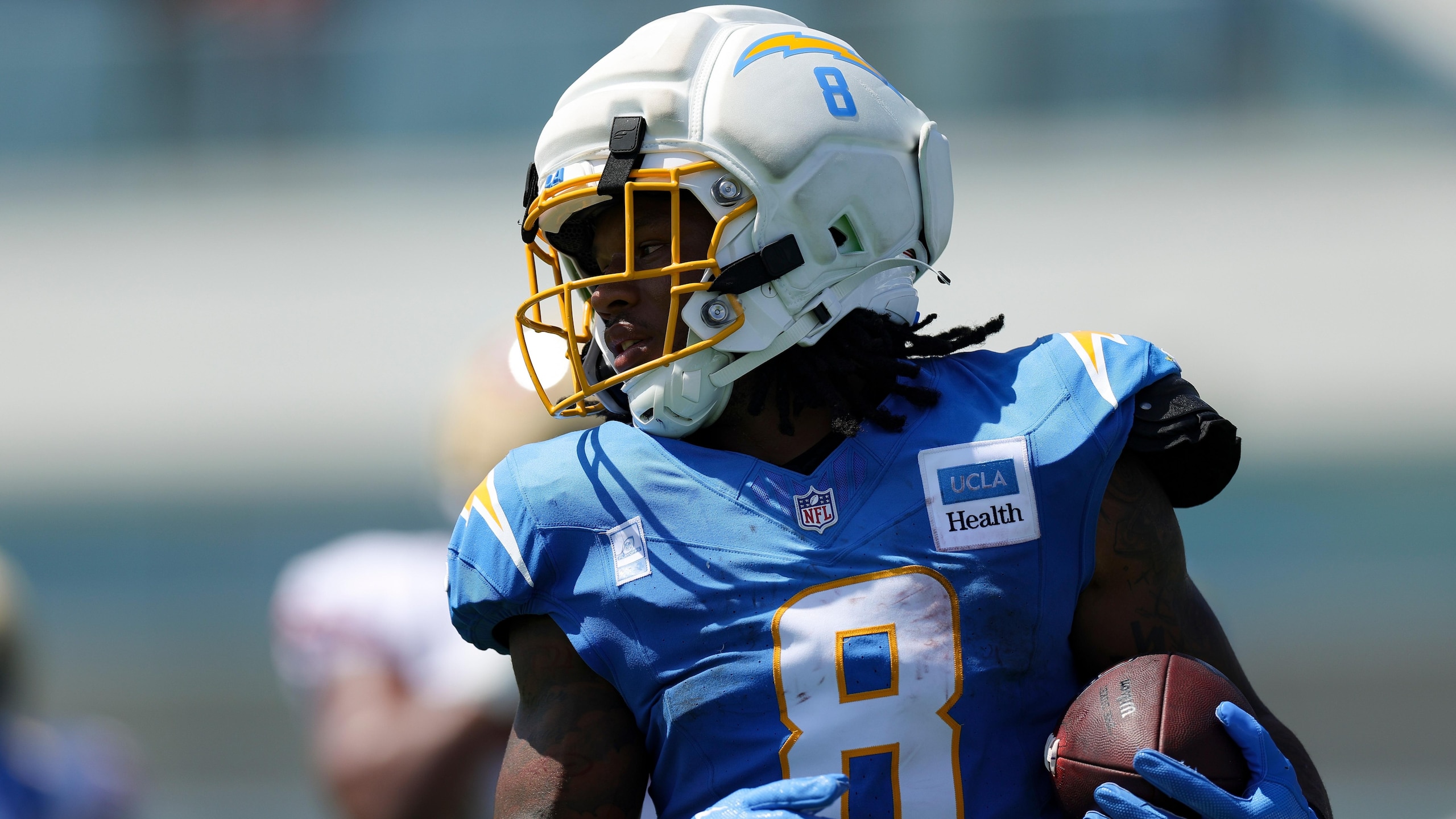 49ers Chargers Camp Football