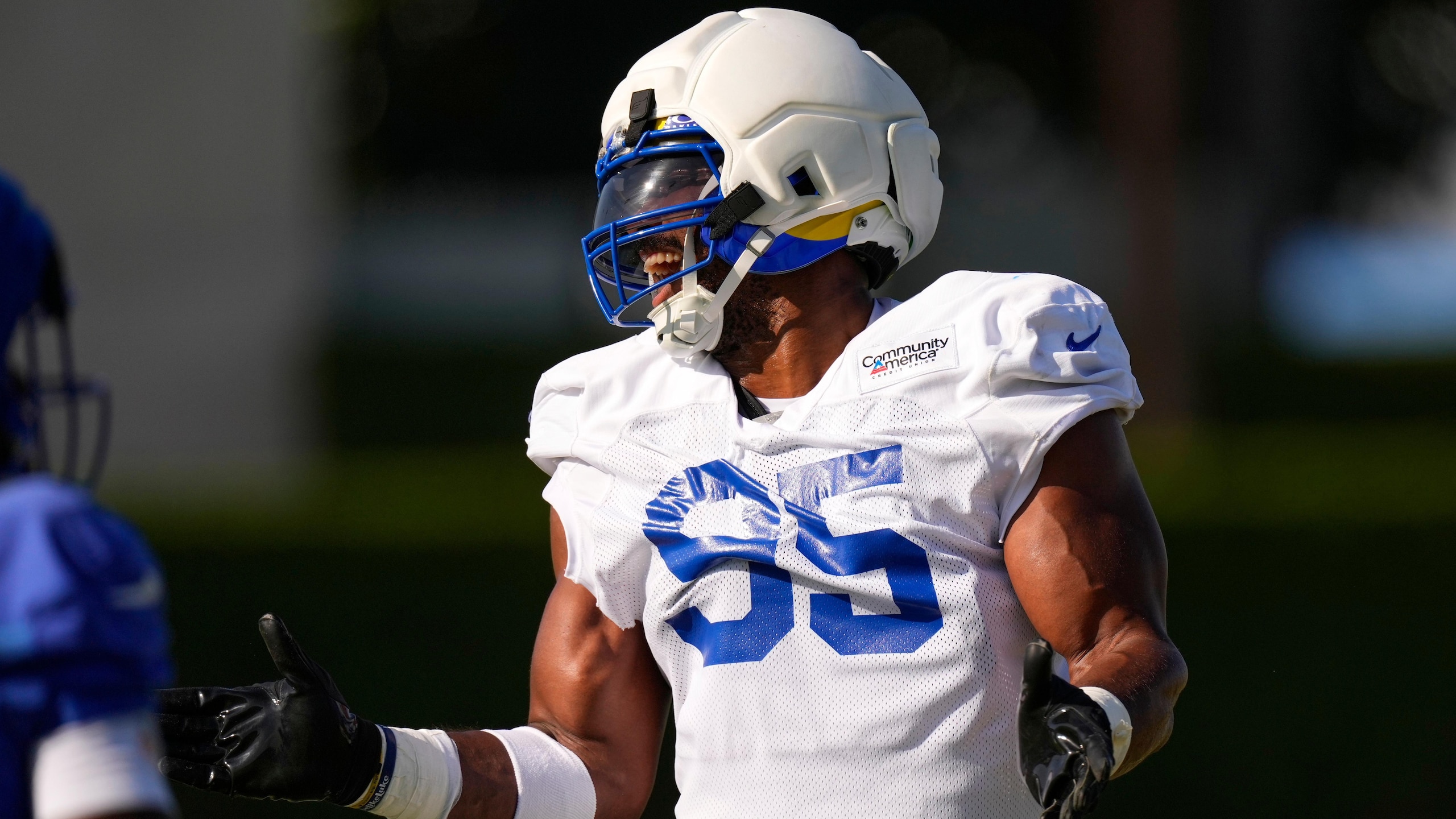 Rams Camp Football