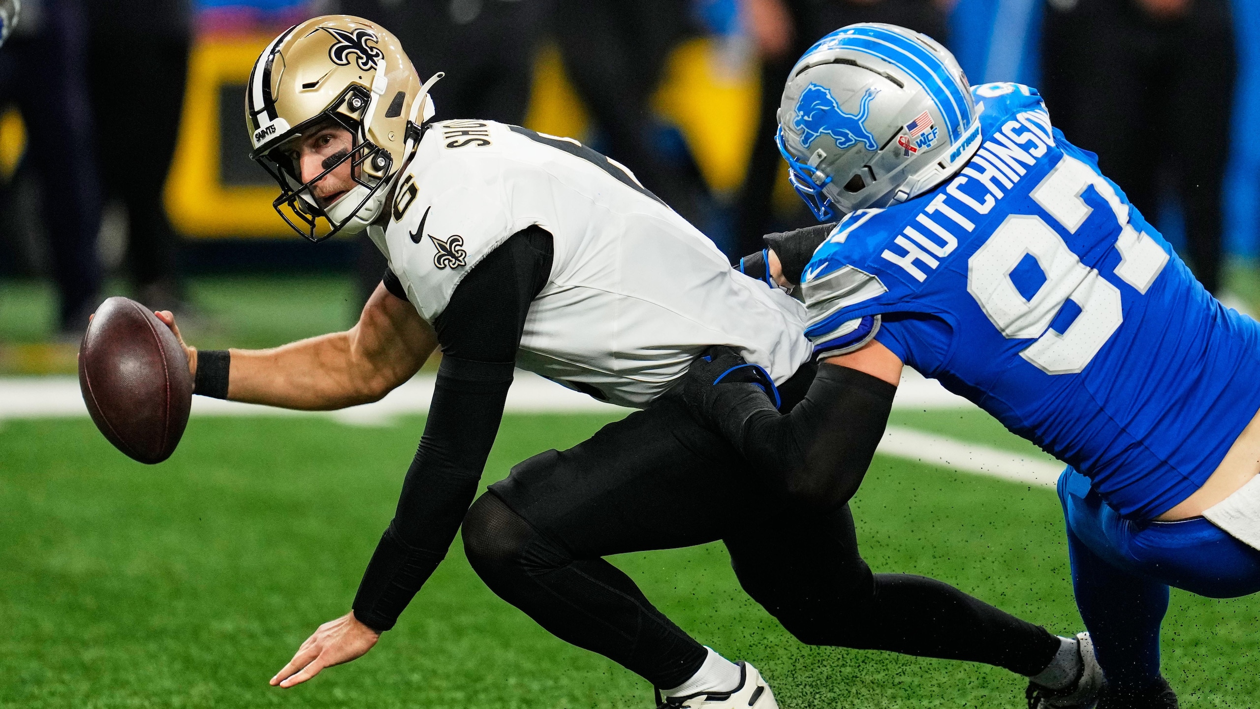 Saints Lions Football