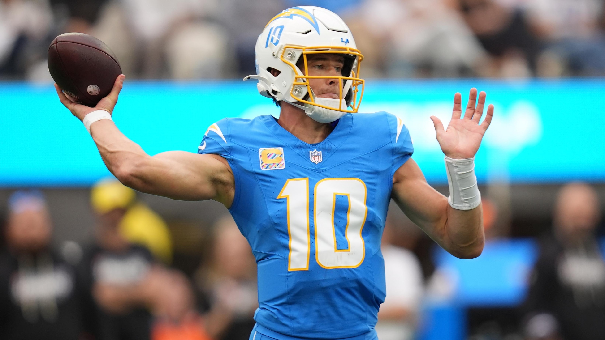 Broncos Chargers Football
