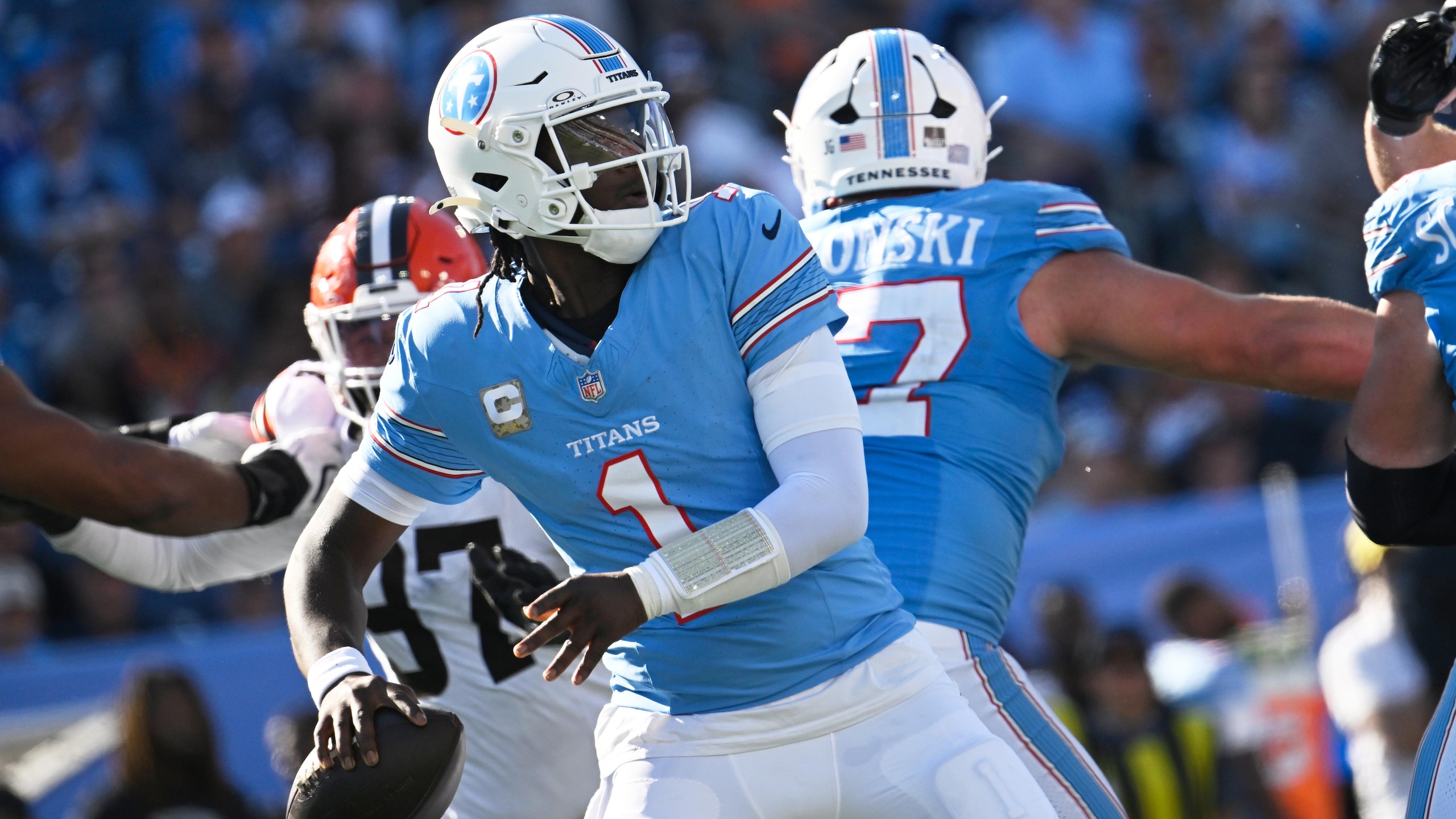 Browns Titans Football