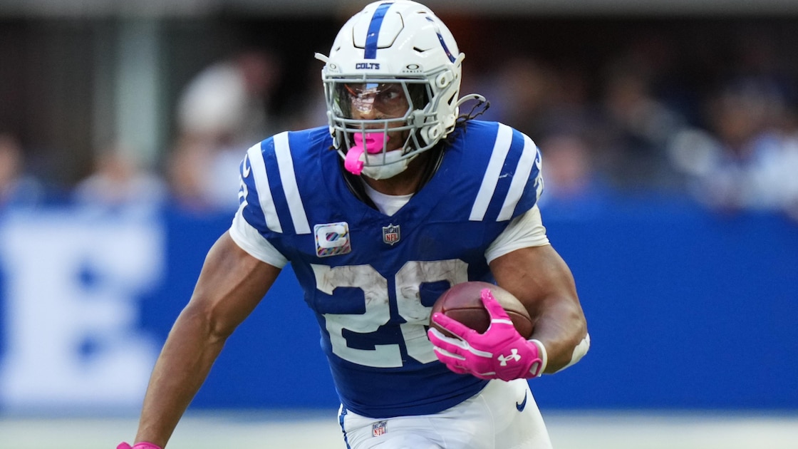 Predicting 5 Potential Shock Trades at 2026 NFL Trade Deadline