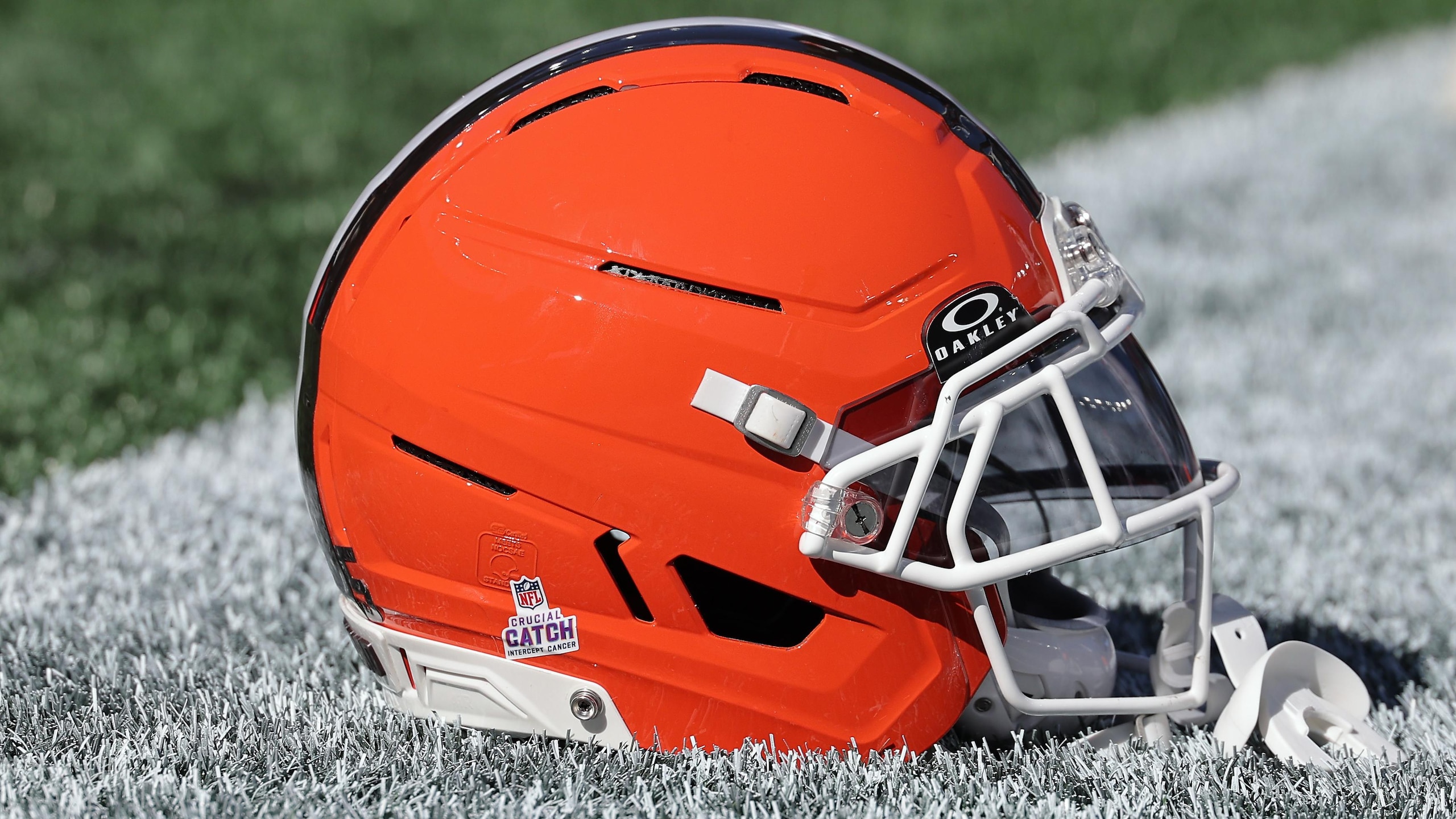 Browns Patriots Football