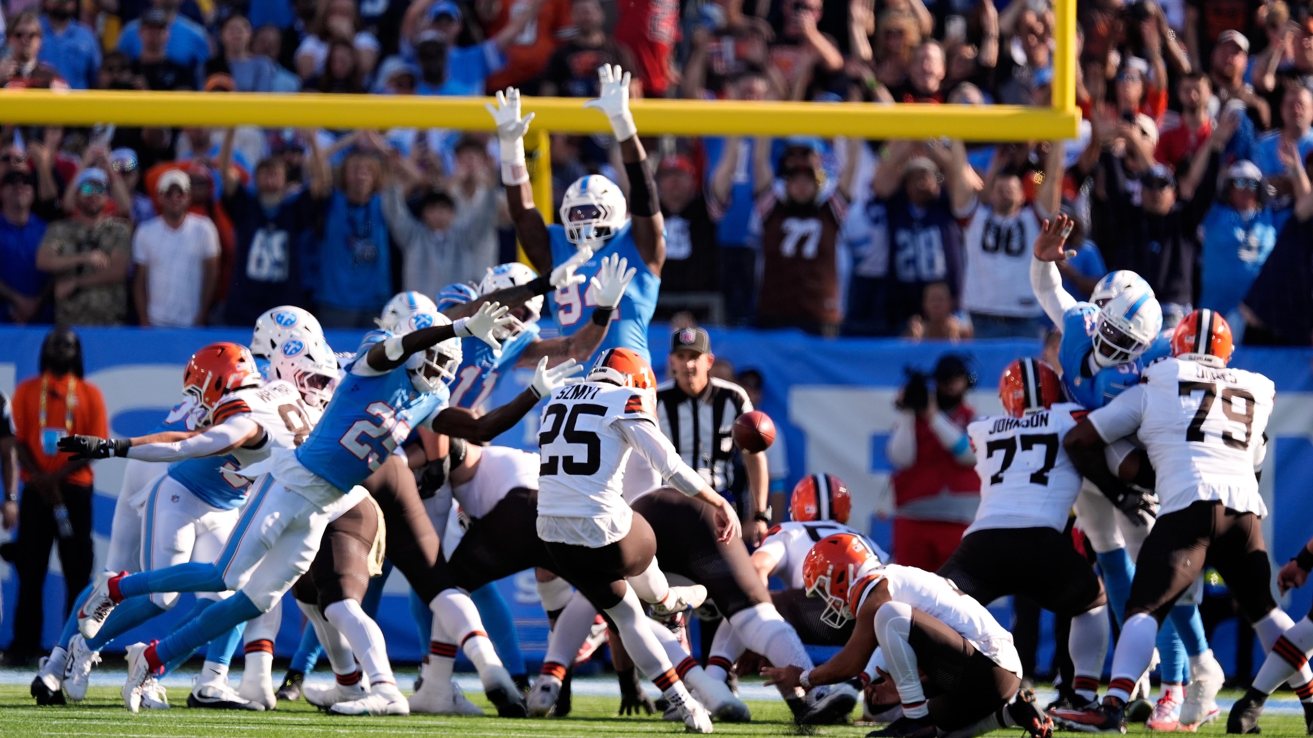 Browns Titans Football