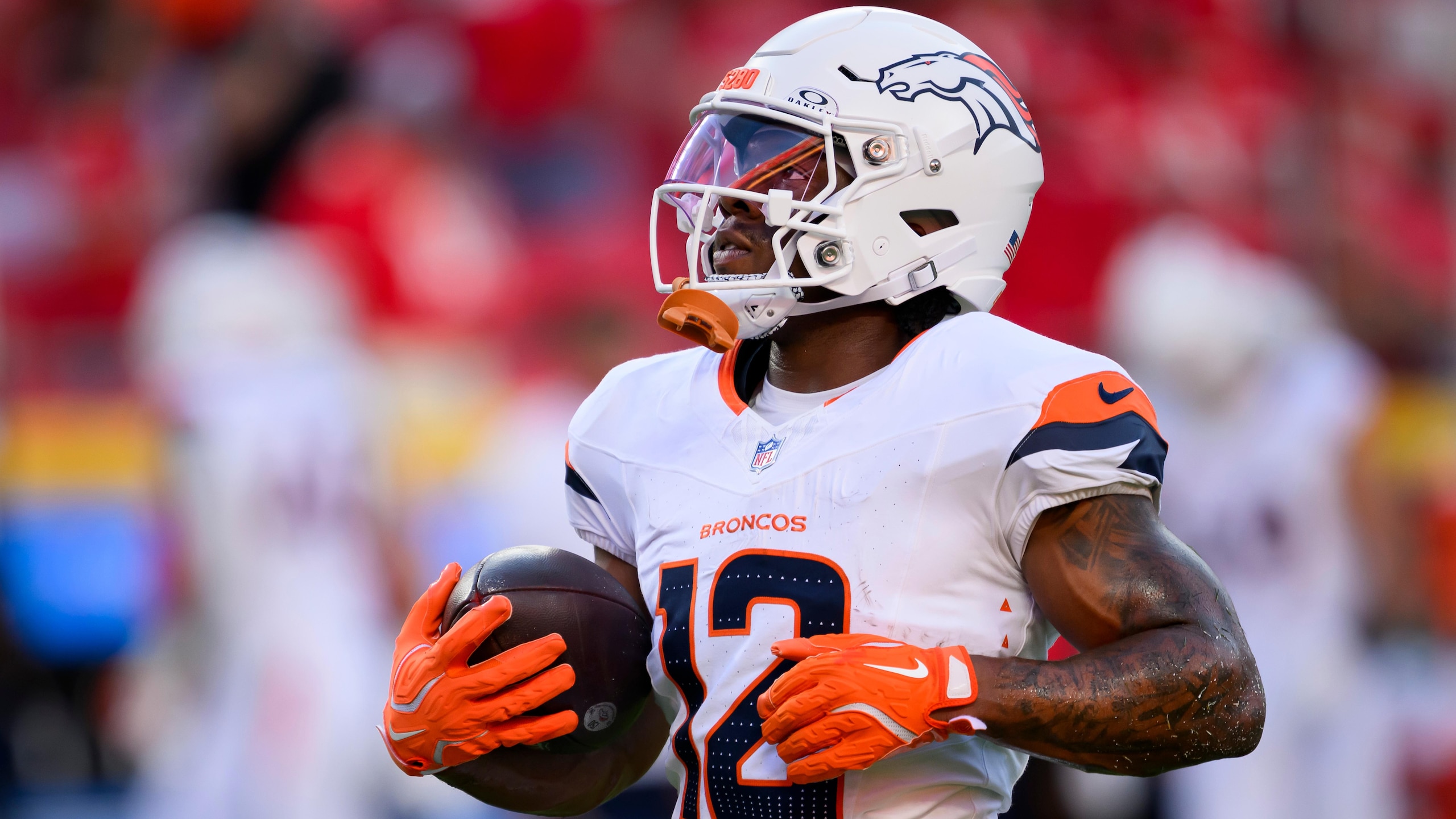 Broncos Chiefs Football