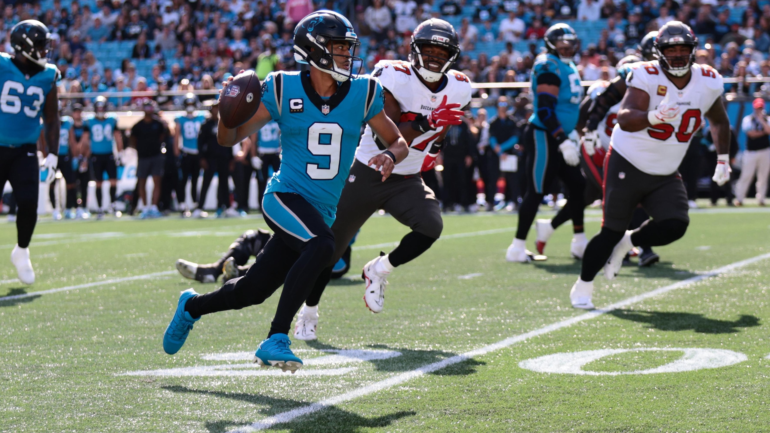 Buccaneers Panthers Football
