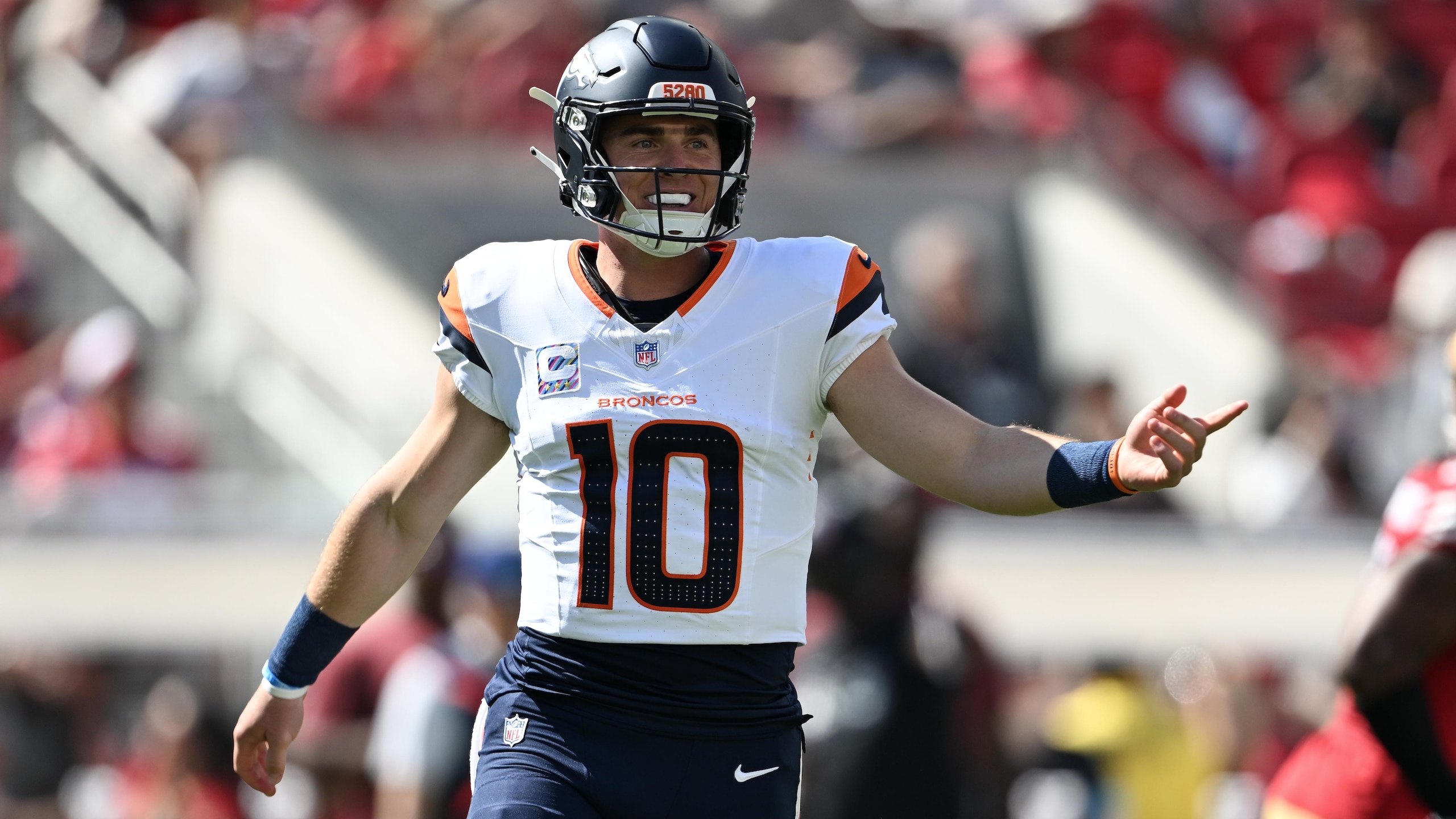 Broncos 49ers Football