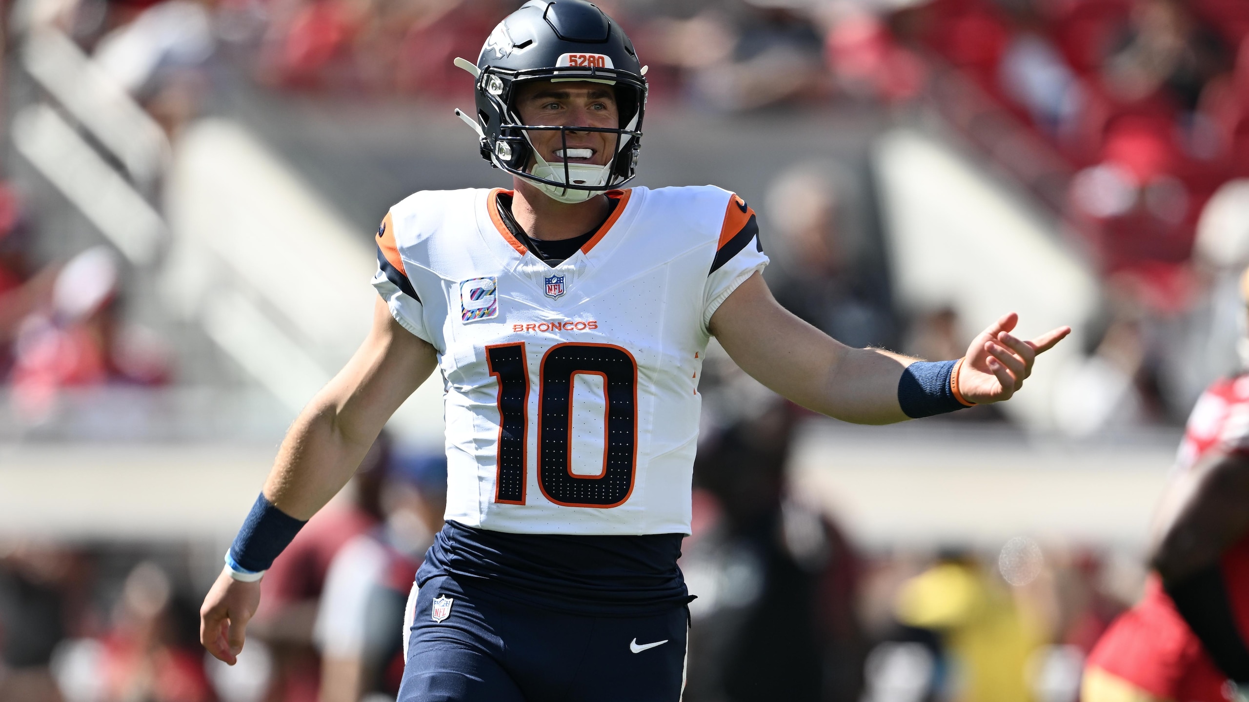 Broncos 49ers Football