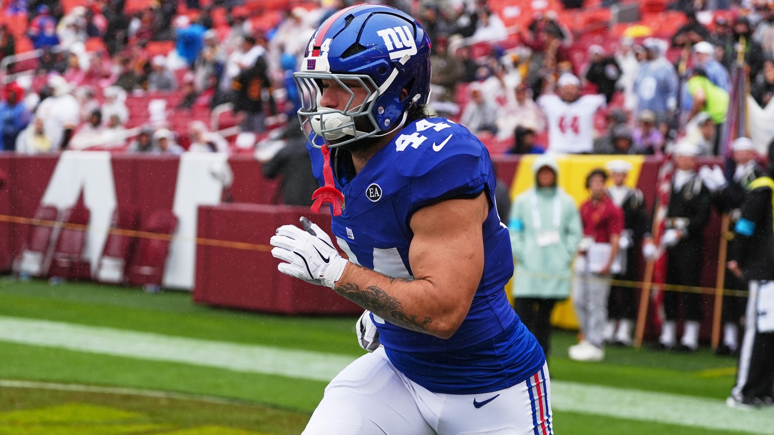 Giants Commanders Football
