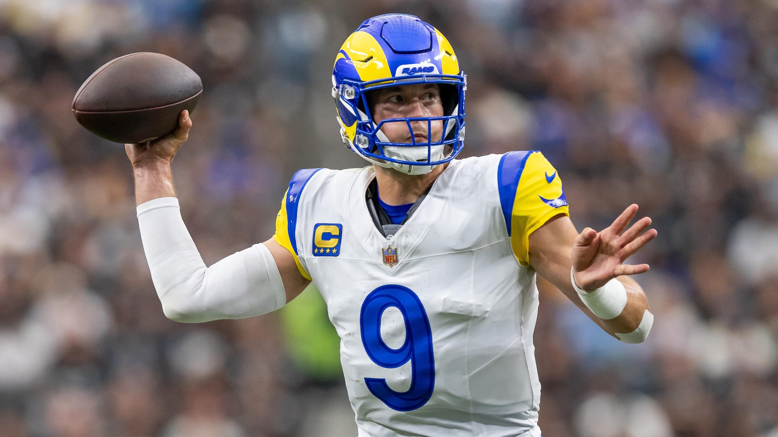 Rams Raiders Football