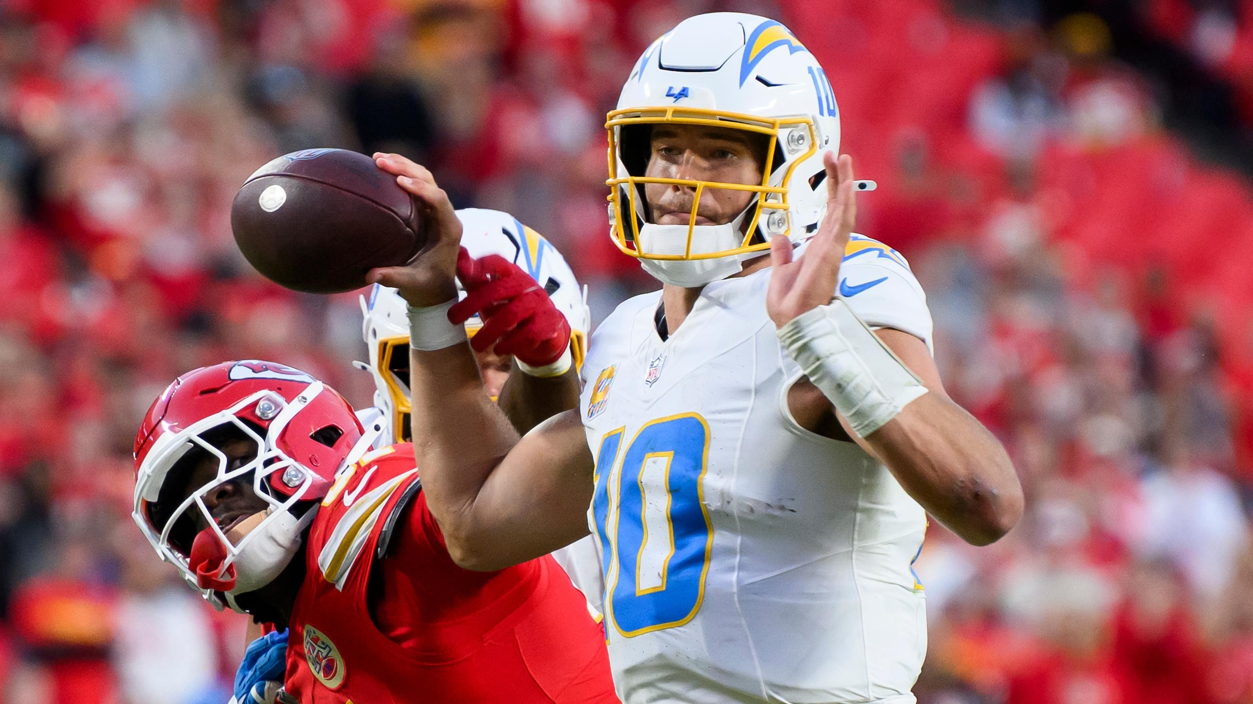 Chargers Chiefs Football