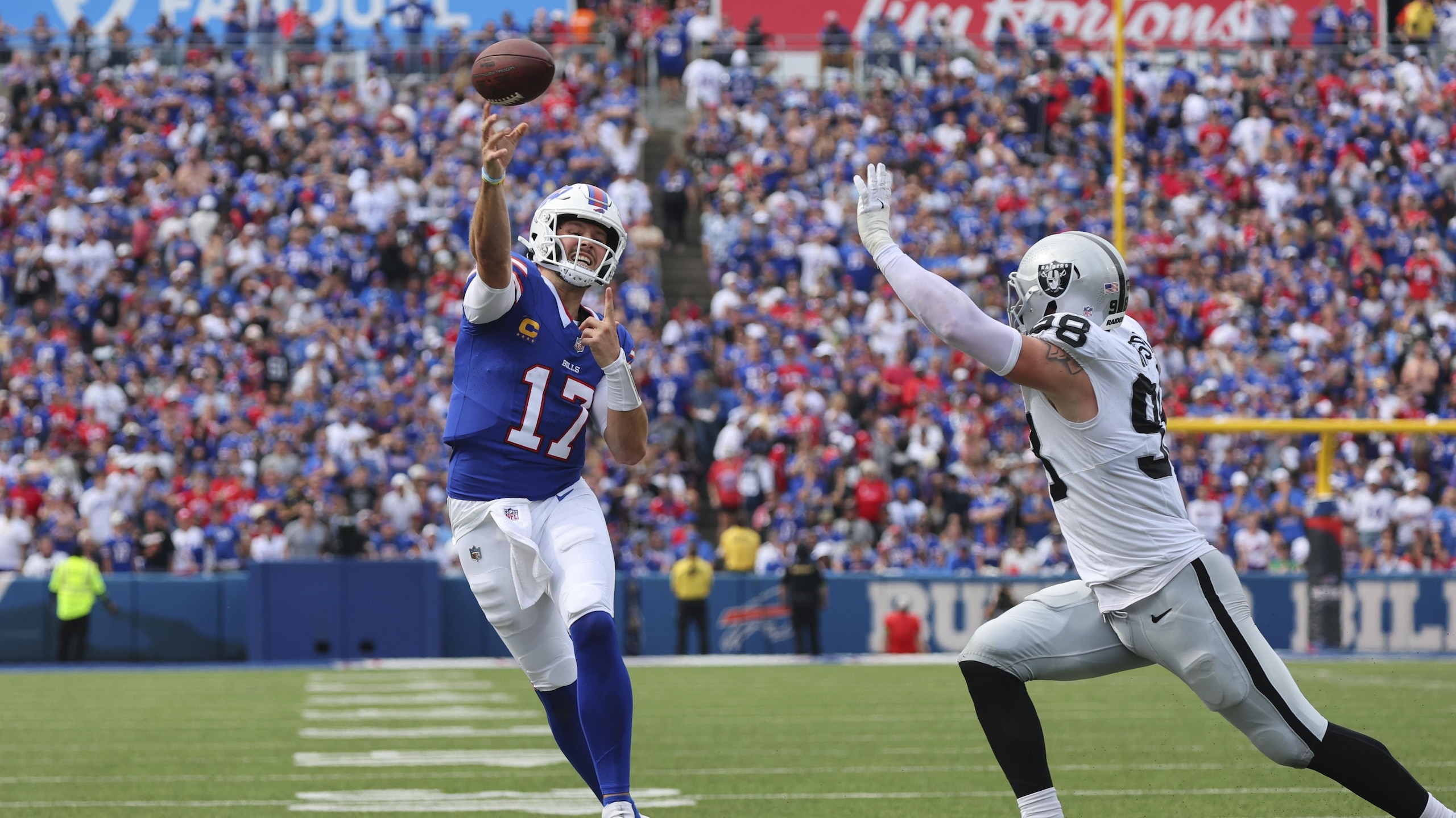 Raiders Bills Football