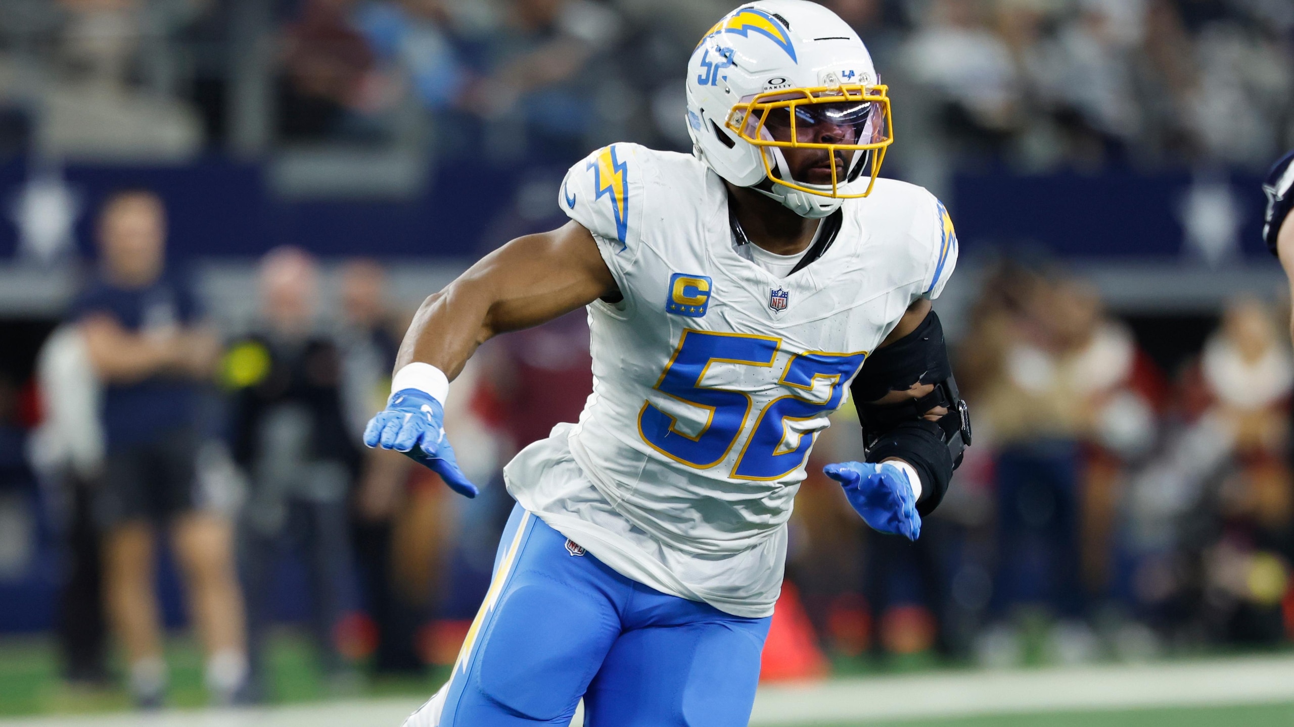 Chargers Mack