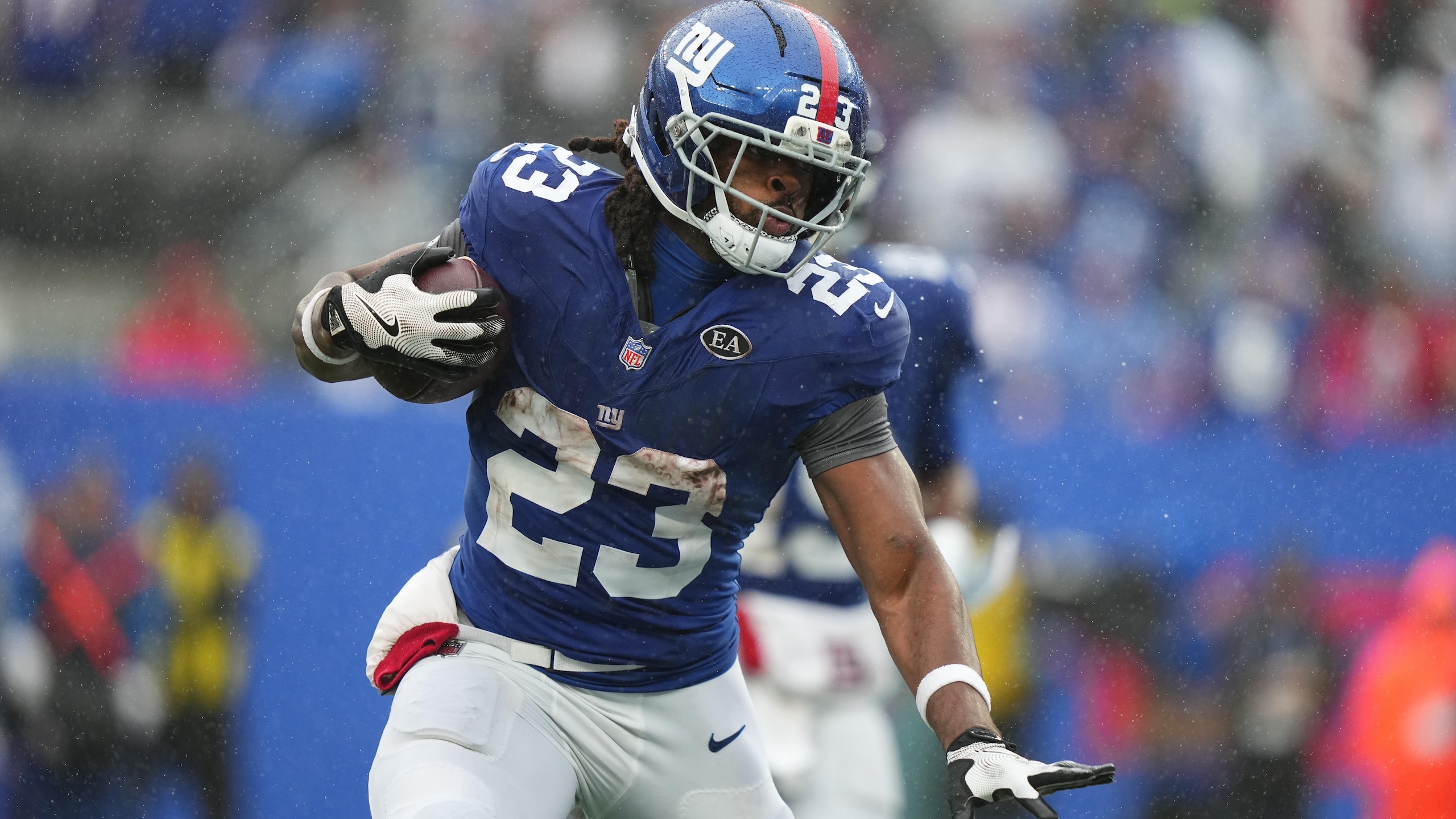 Titans Giants Football