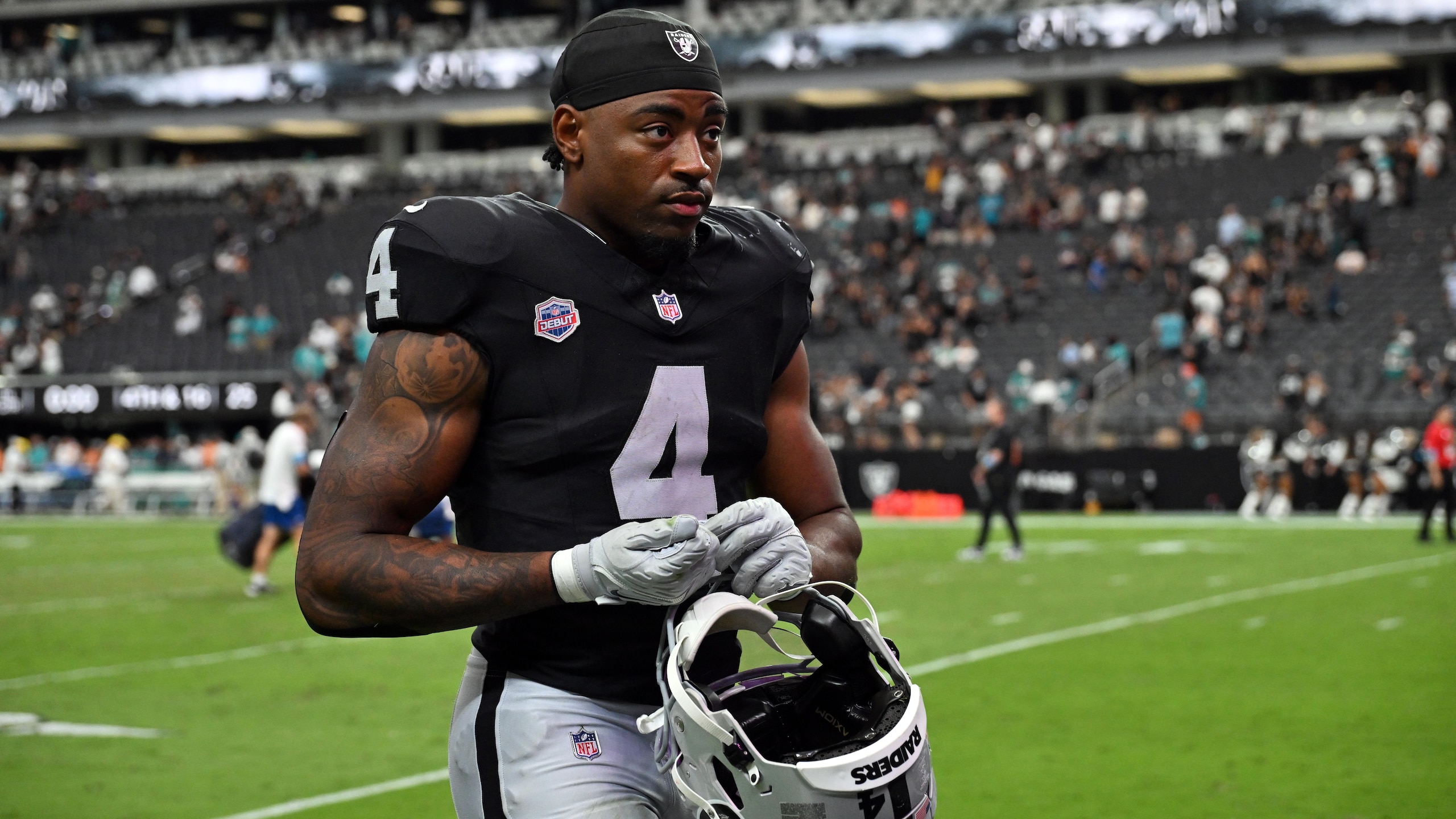 Dolphins Raiders Football
