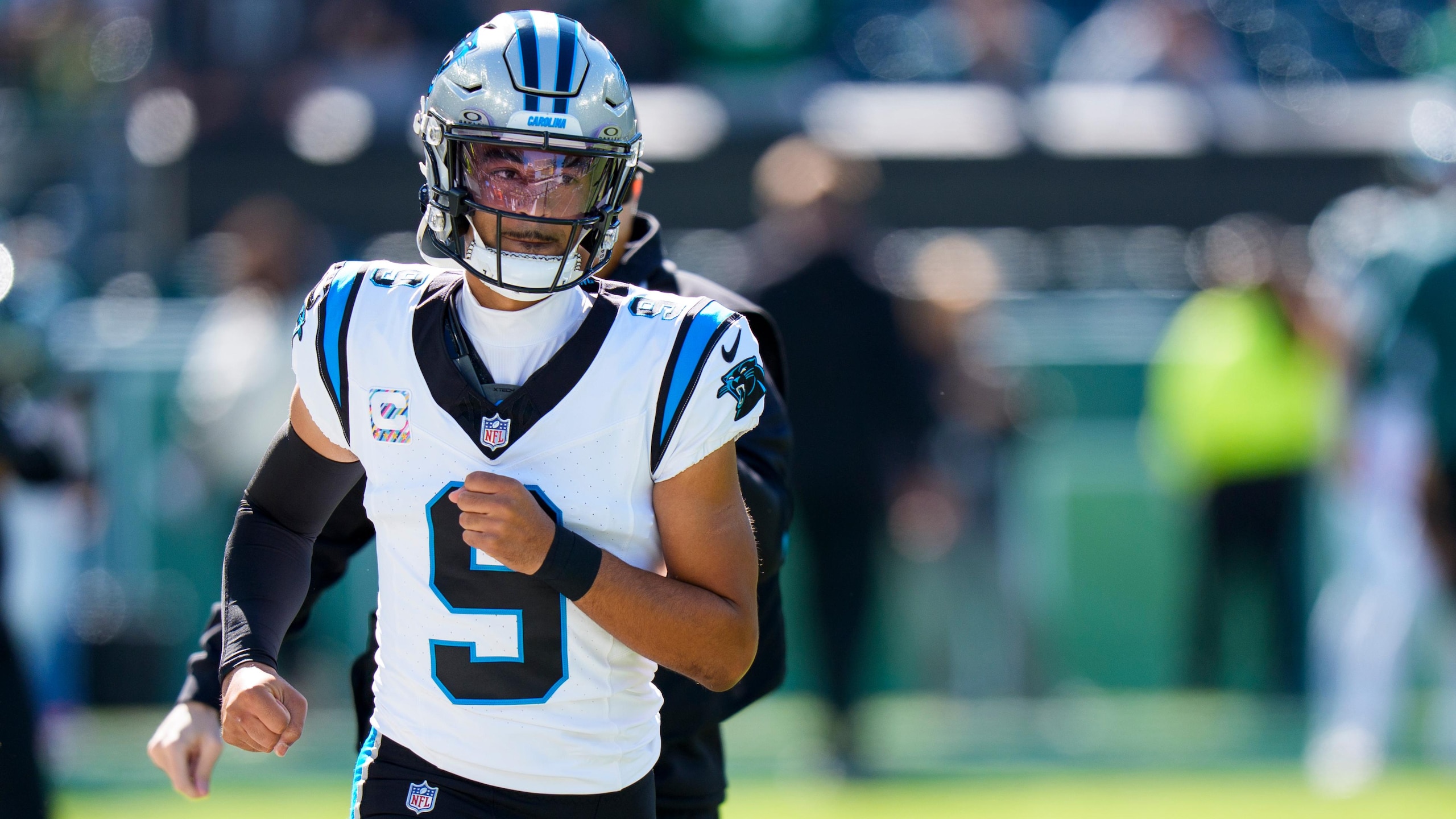 Panthers Eagles Football