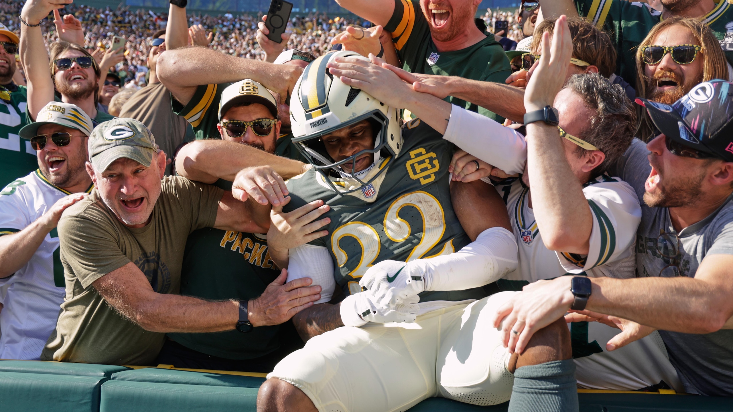 Bears Packers Football