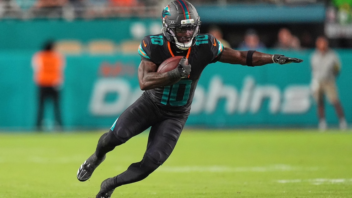 Veteran Free Agents Who Could Put Top NFL Contenders Over the Top After Week 6