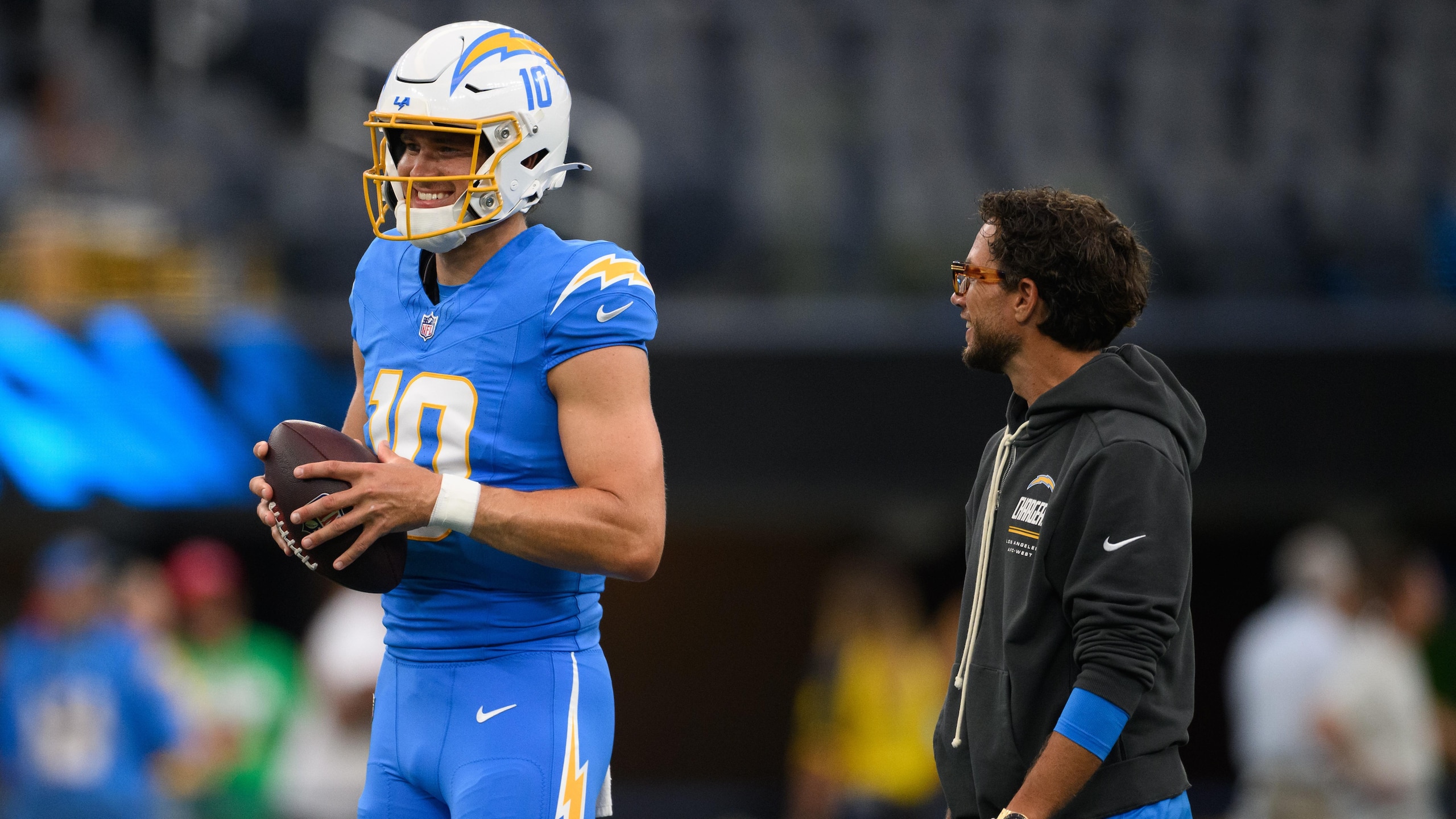 Rams Chargers Football