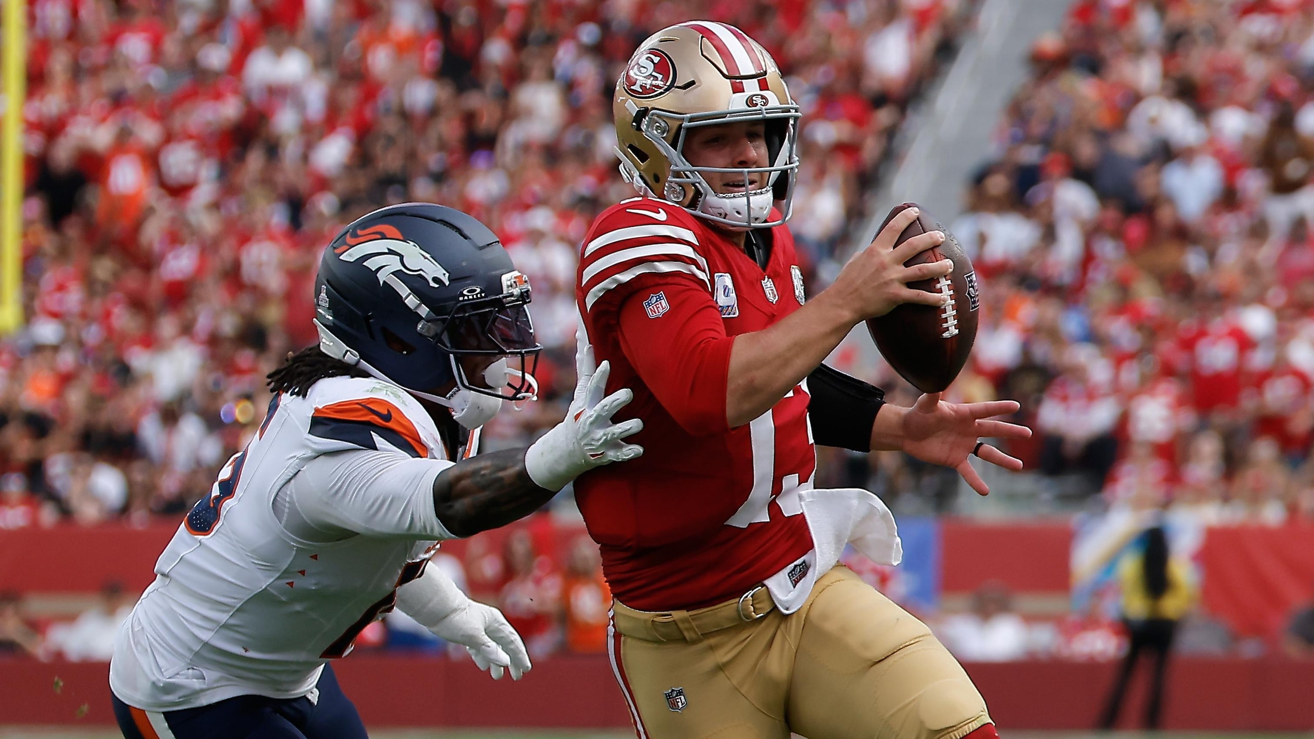 Broncos 49ers Football