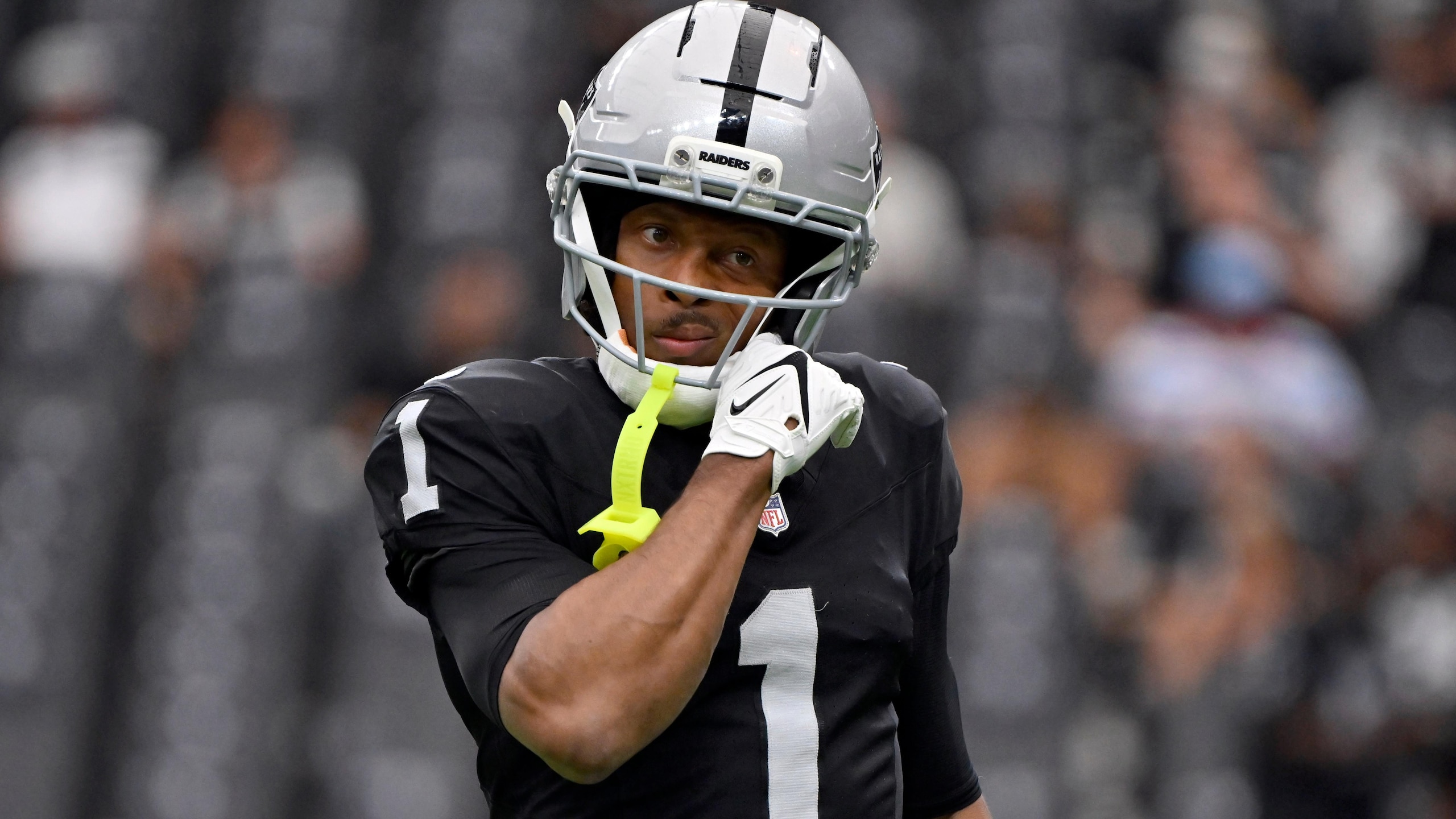 Dolphins Raiders Football