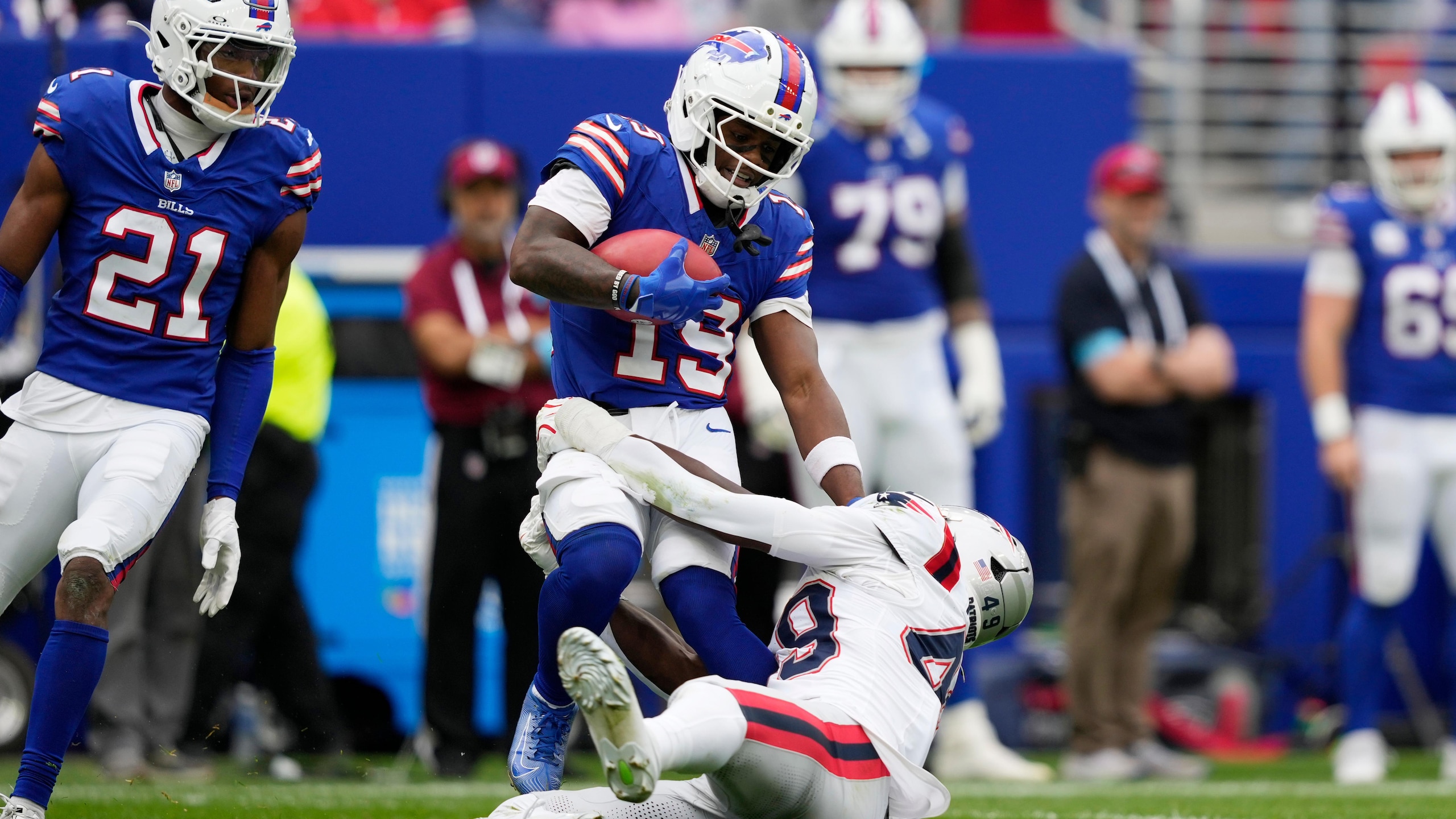 Patriots Bills Football