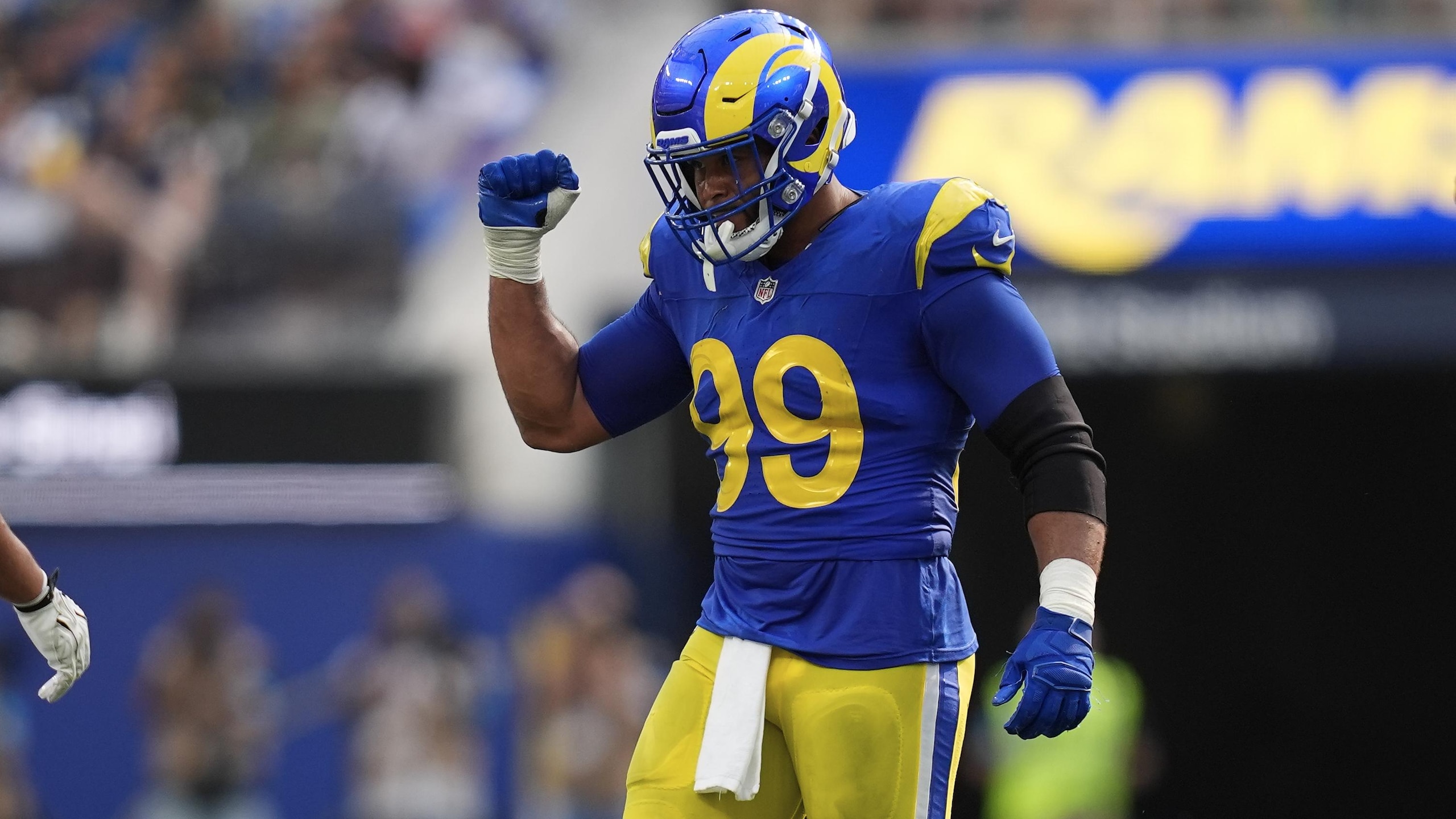 Cardinals Rams Football