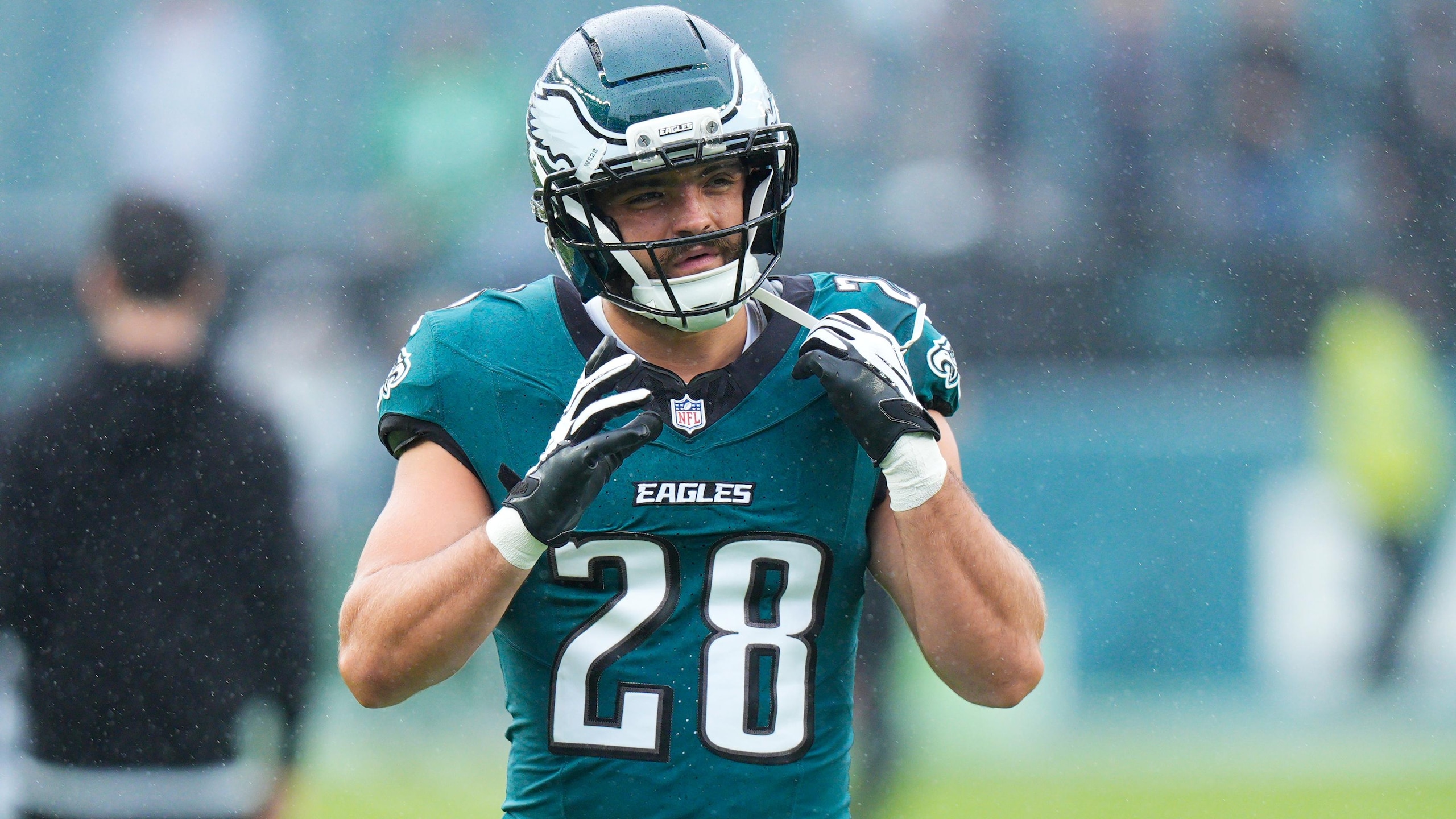 Rams Eagles Football