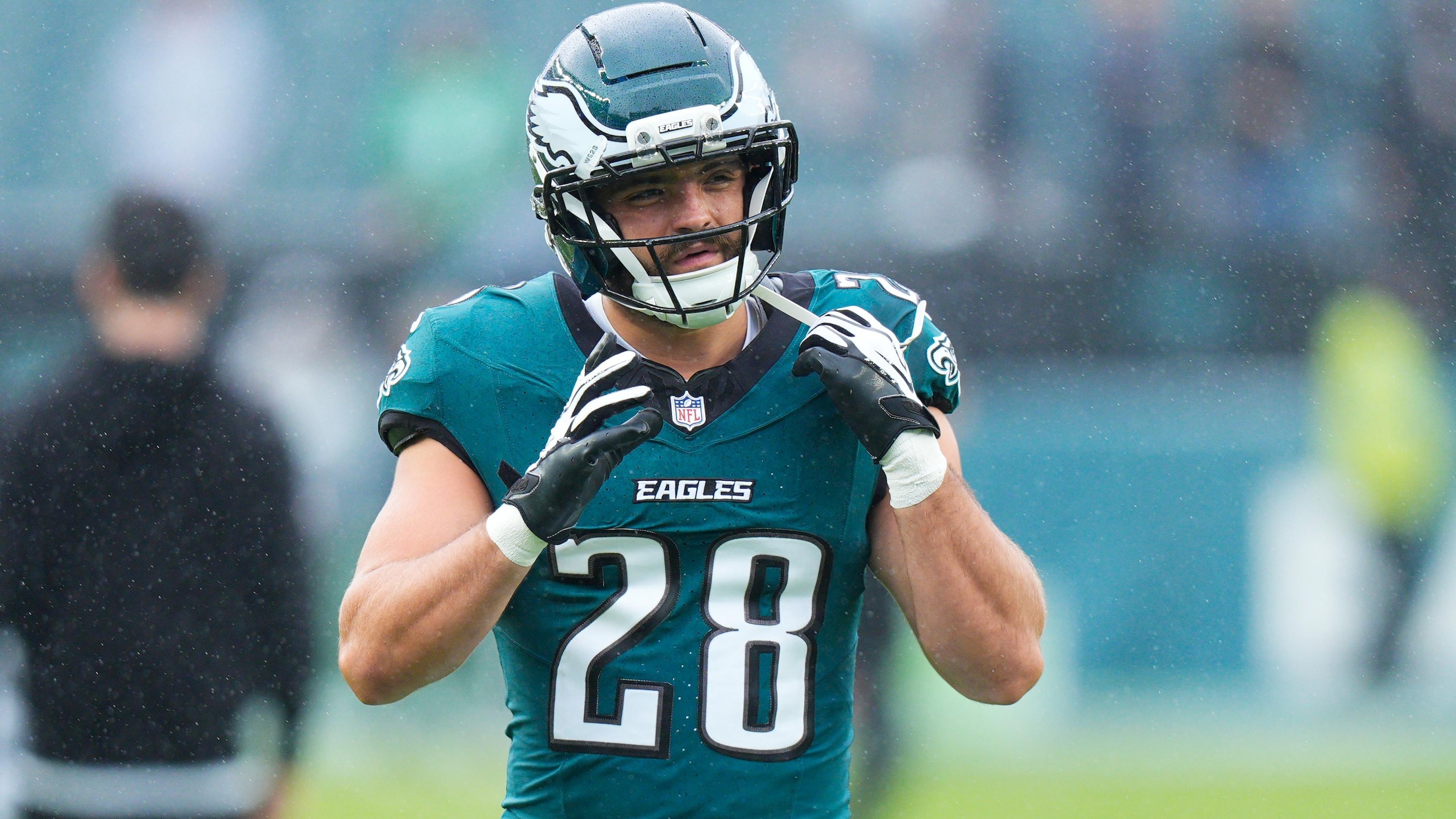 Rams Eagles Football