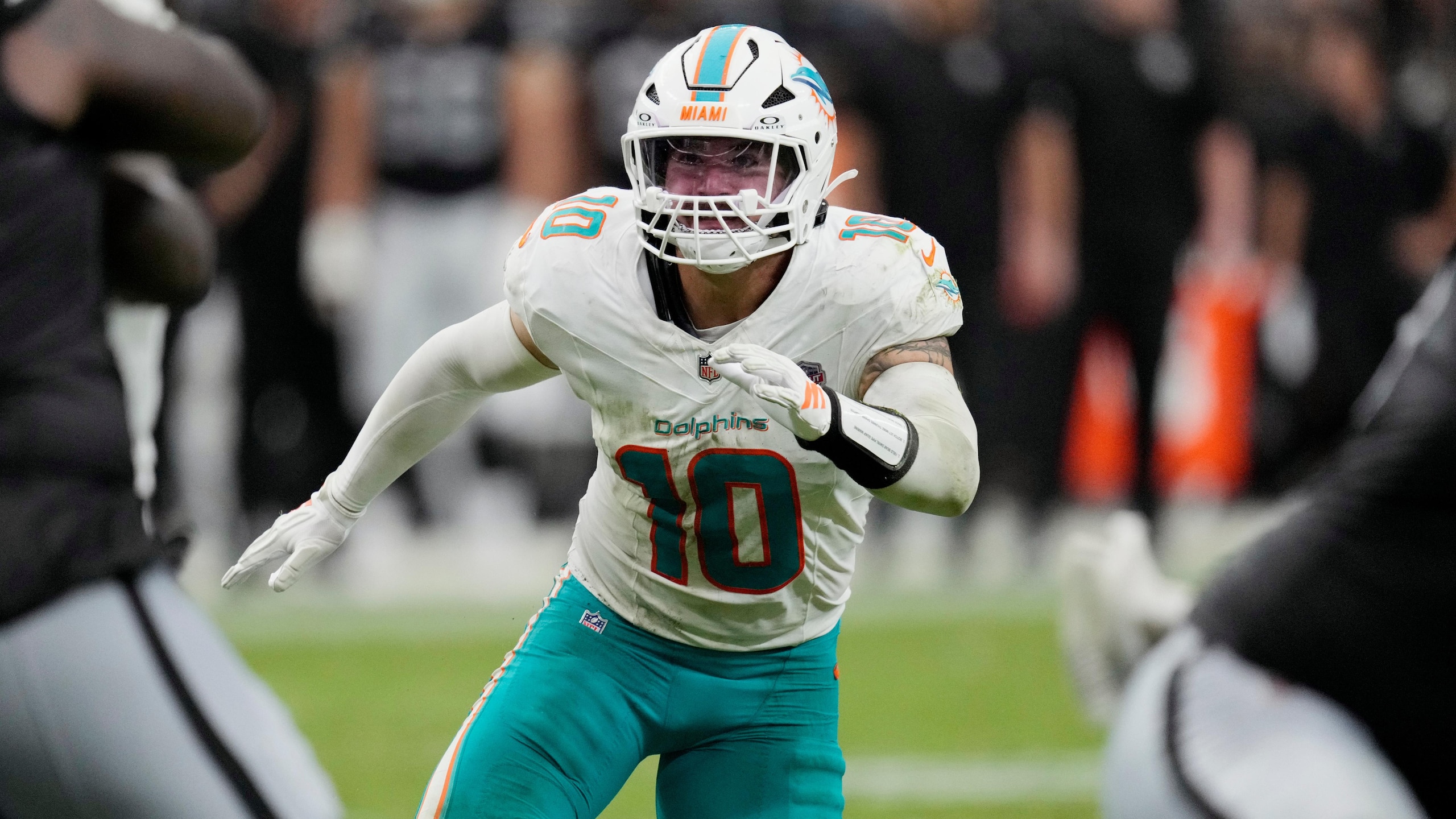 Dolphins Raiders Football