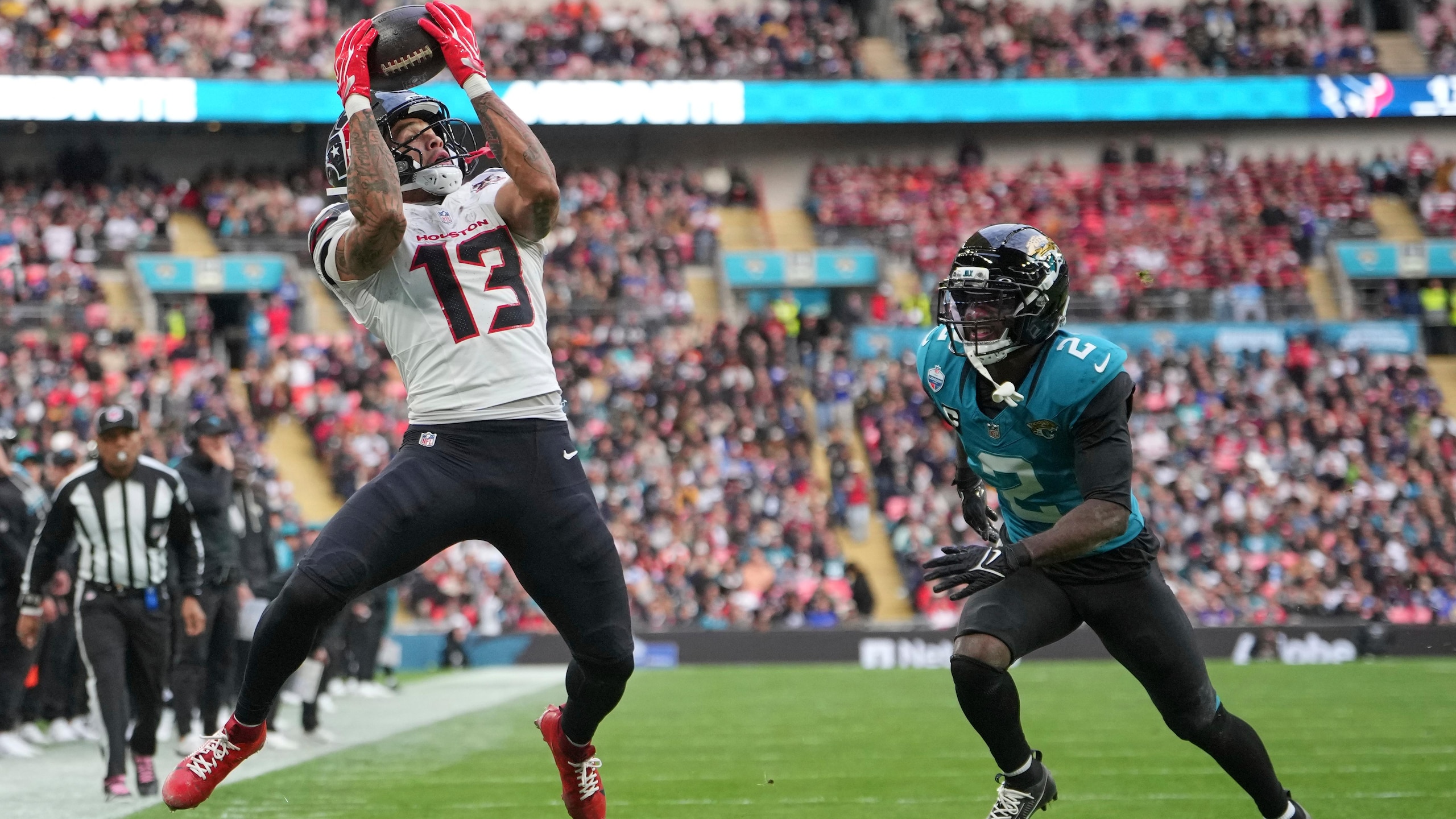 Photos of NFL Week 6: Texans face Jaguars in London as Cowboys visit Packers