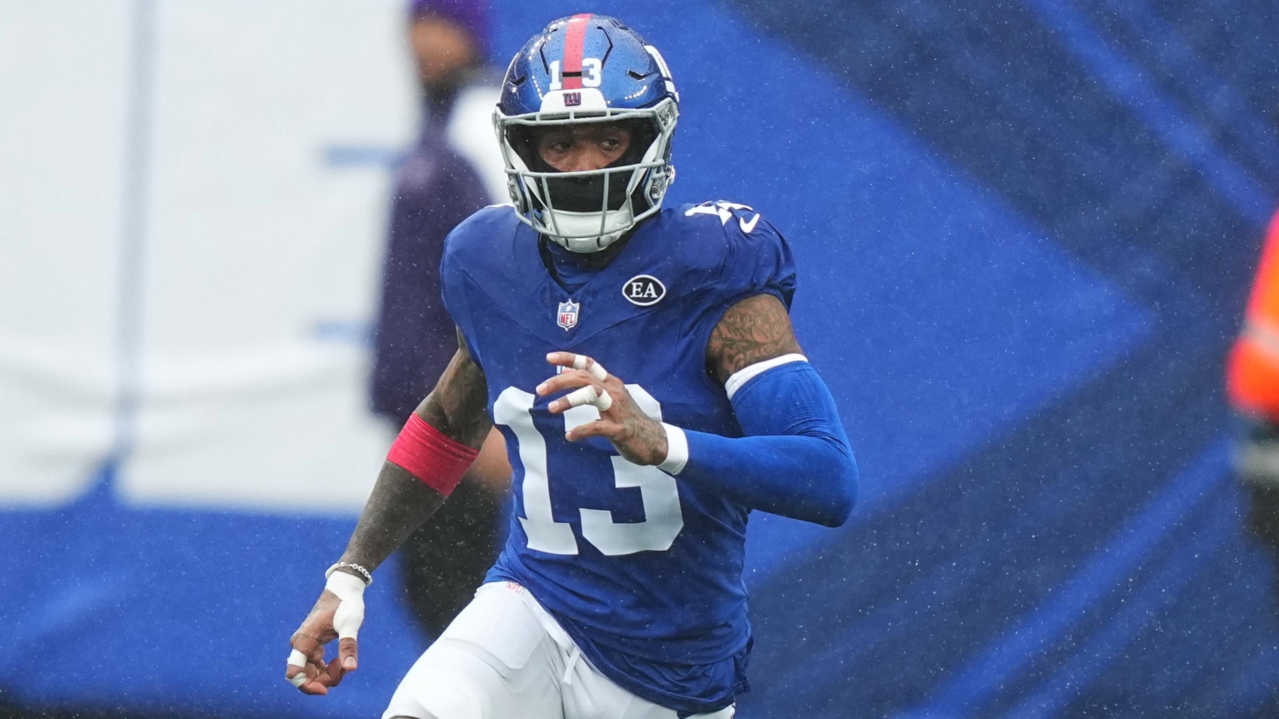 Titans Giants Football