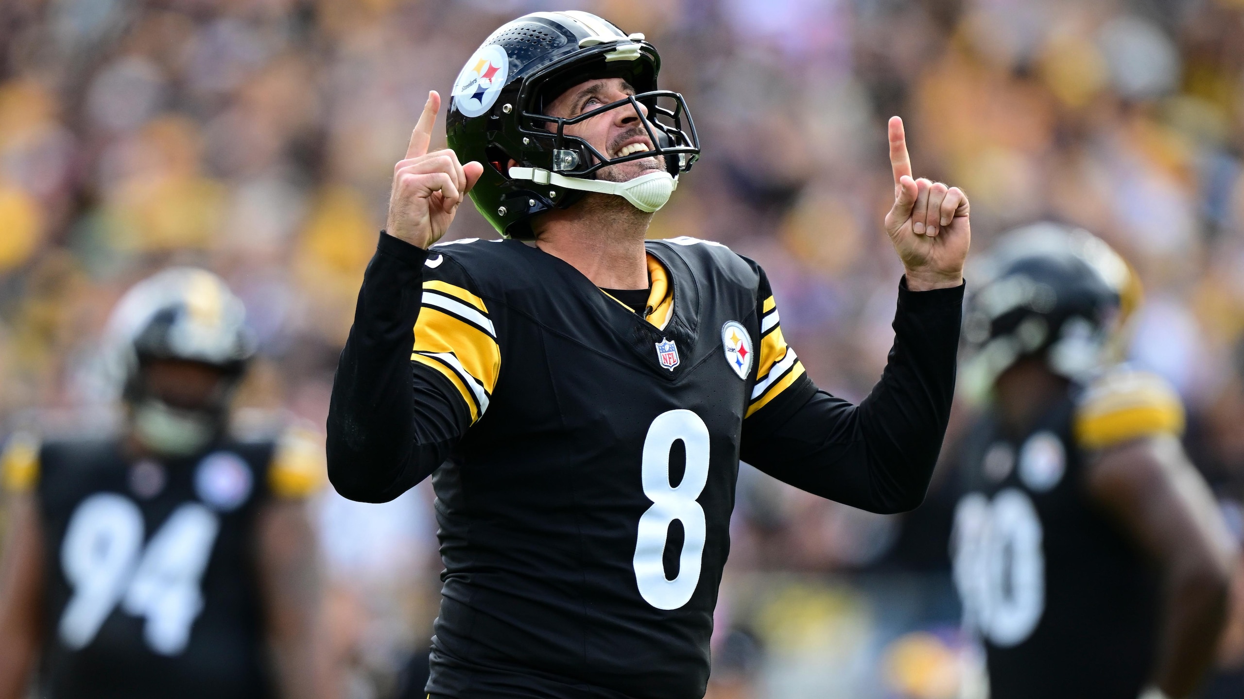 APTOPIX Colts Steelers Football