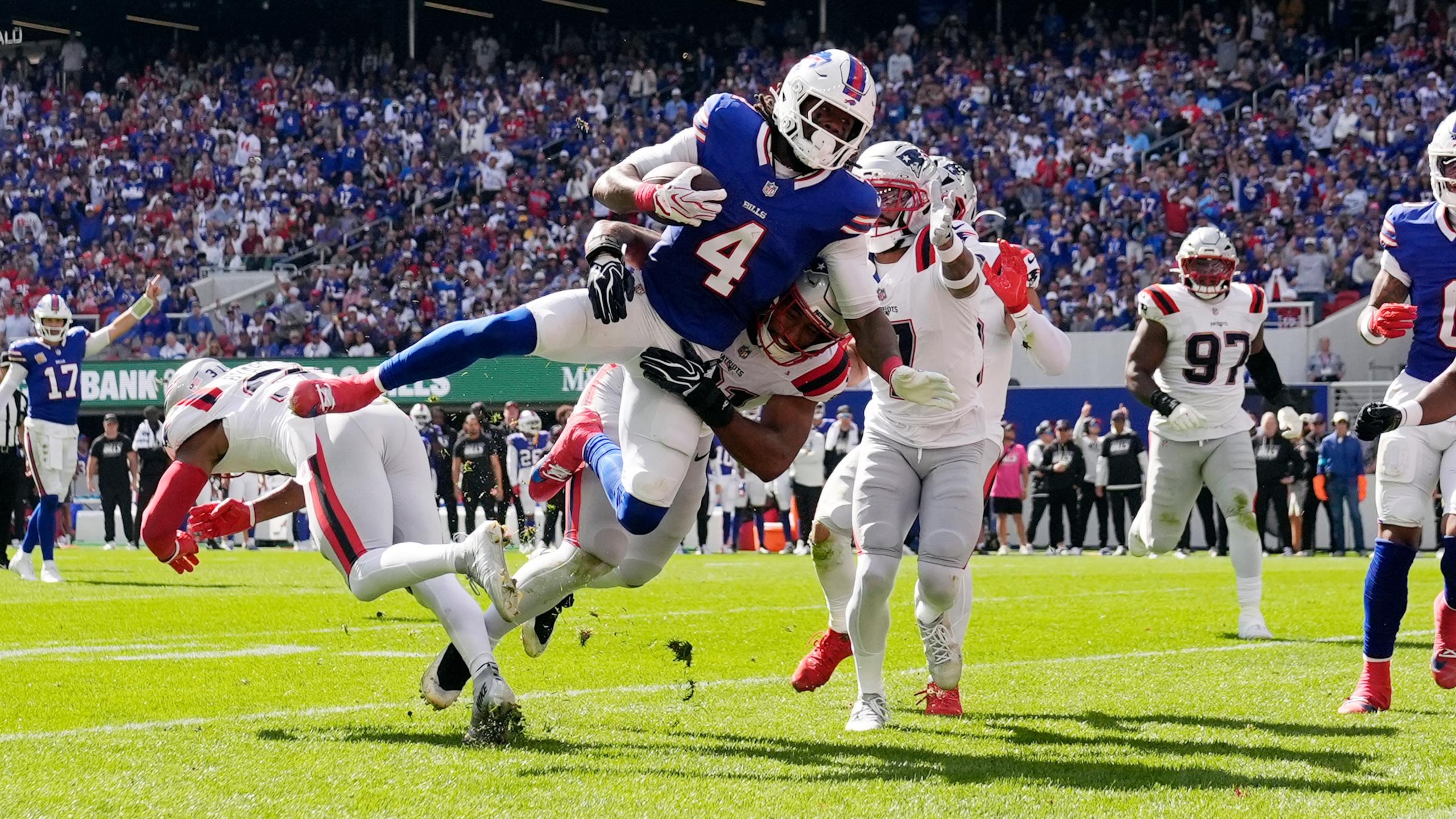 Patriots Bills Football