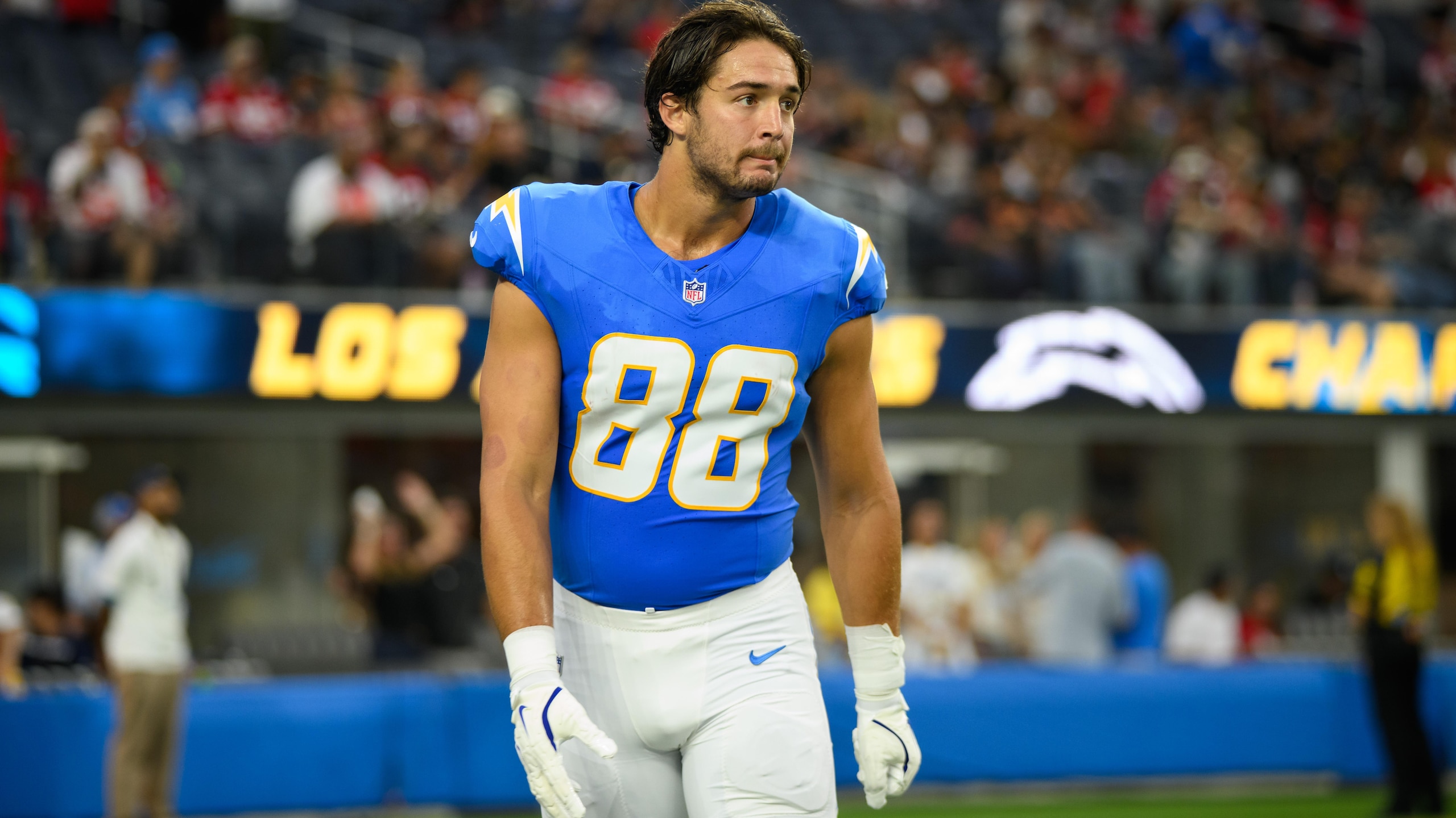 49ers Chargers Football