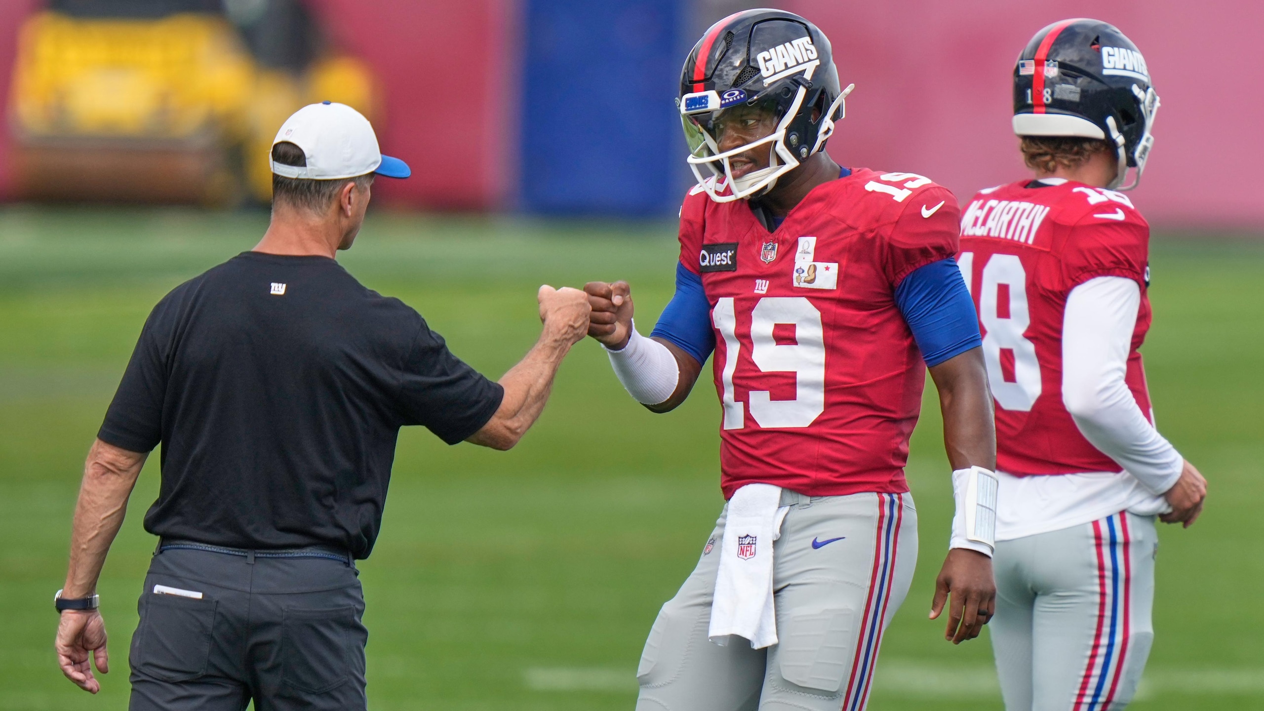 Giants Quarterbacks Football