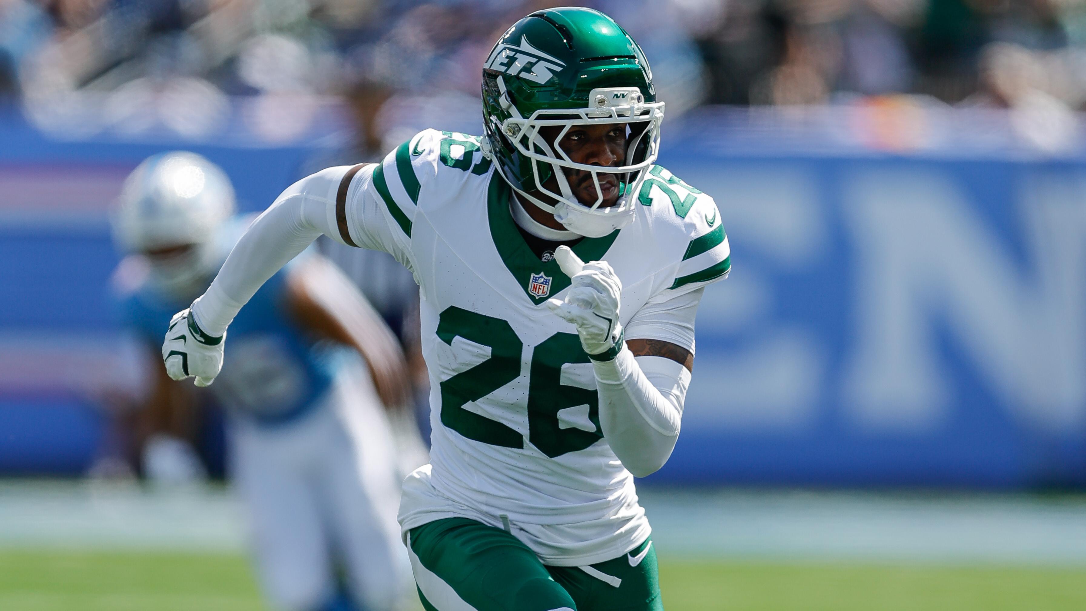 Nahshon Wright Admits Frustration with Jets Role, Open to Trade Despite No Formal Request