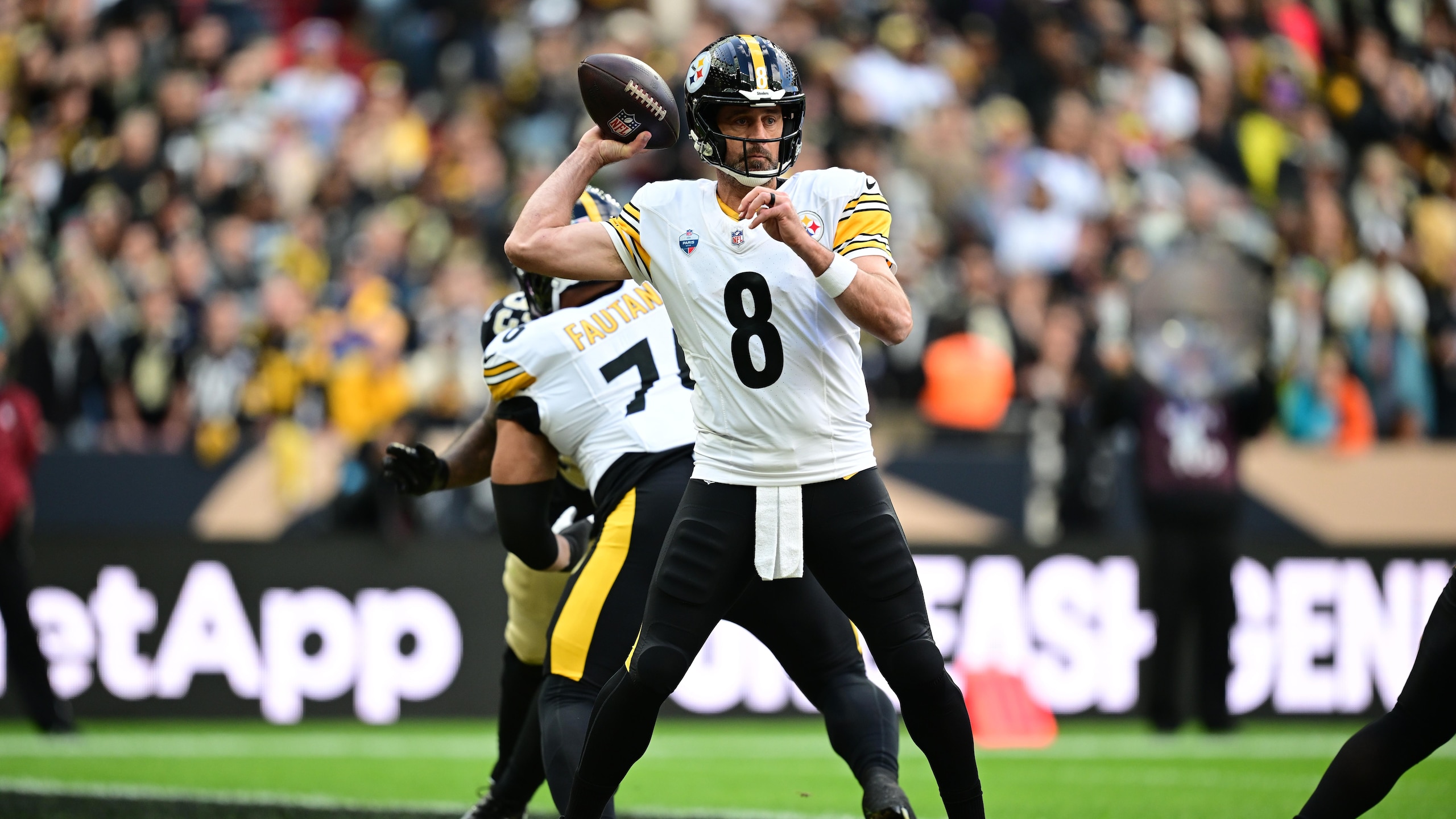 Steelers Saints Football