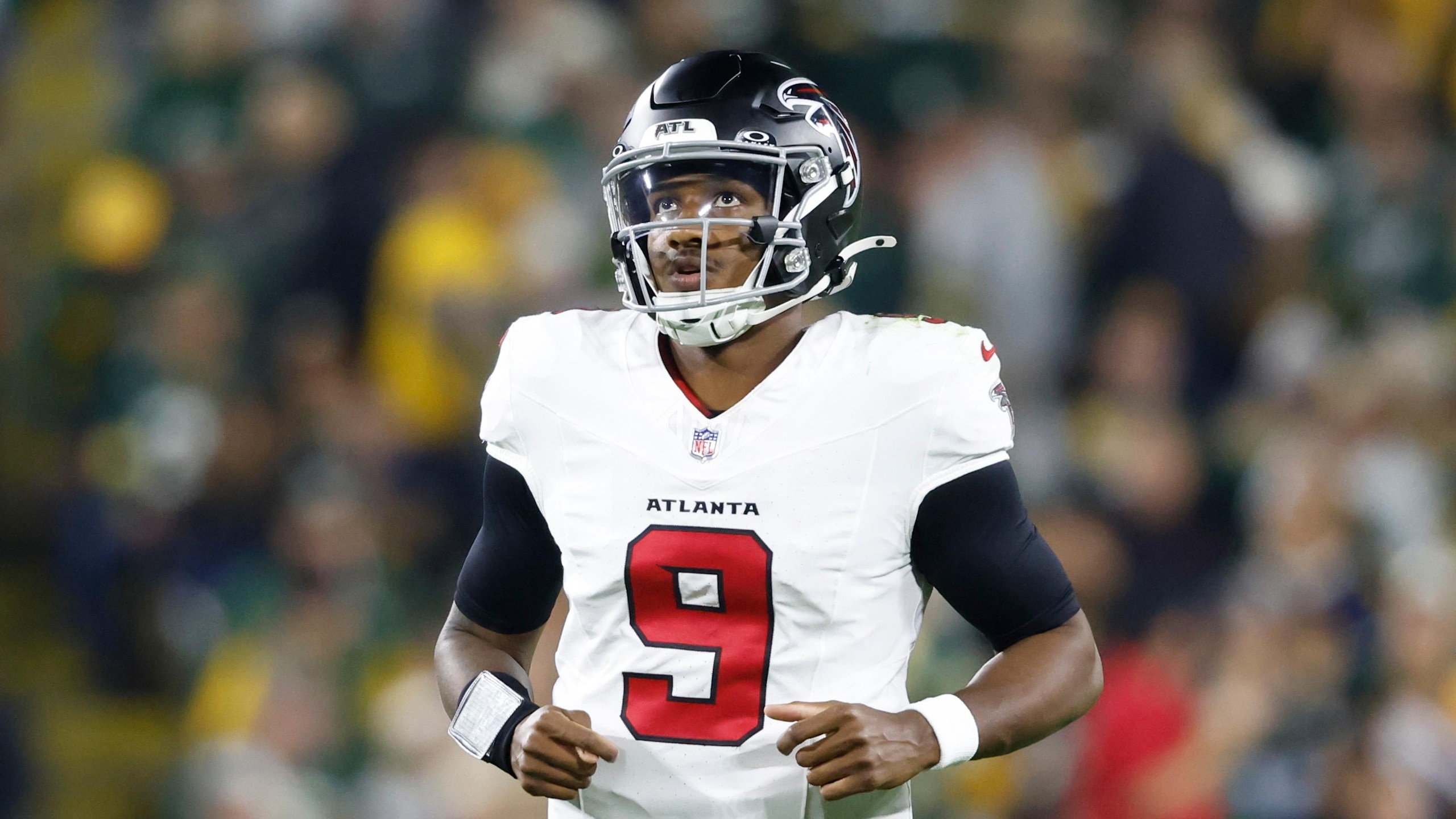 Falcons Packers Football
