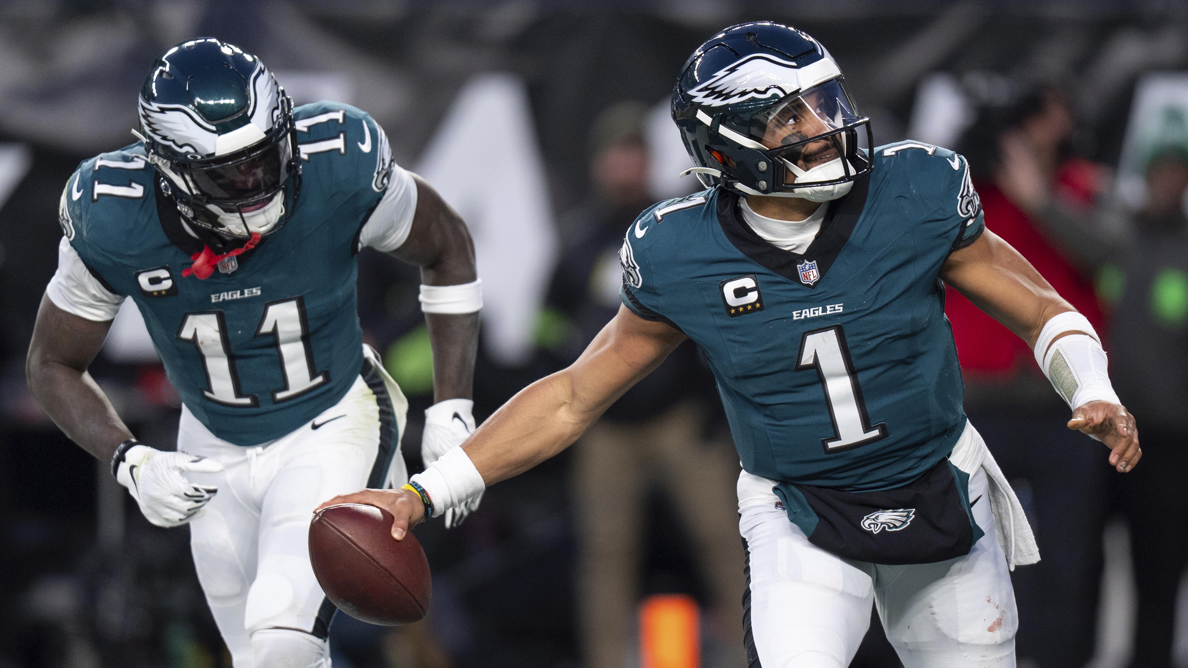 NFL Philadelphia Eagles Crewneck Sweatshirt For Hot Fans, image size:4500x2531