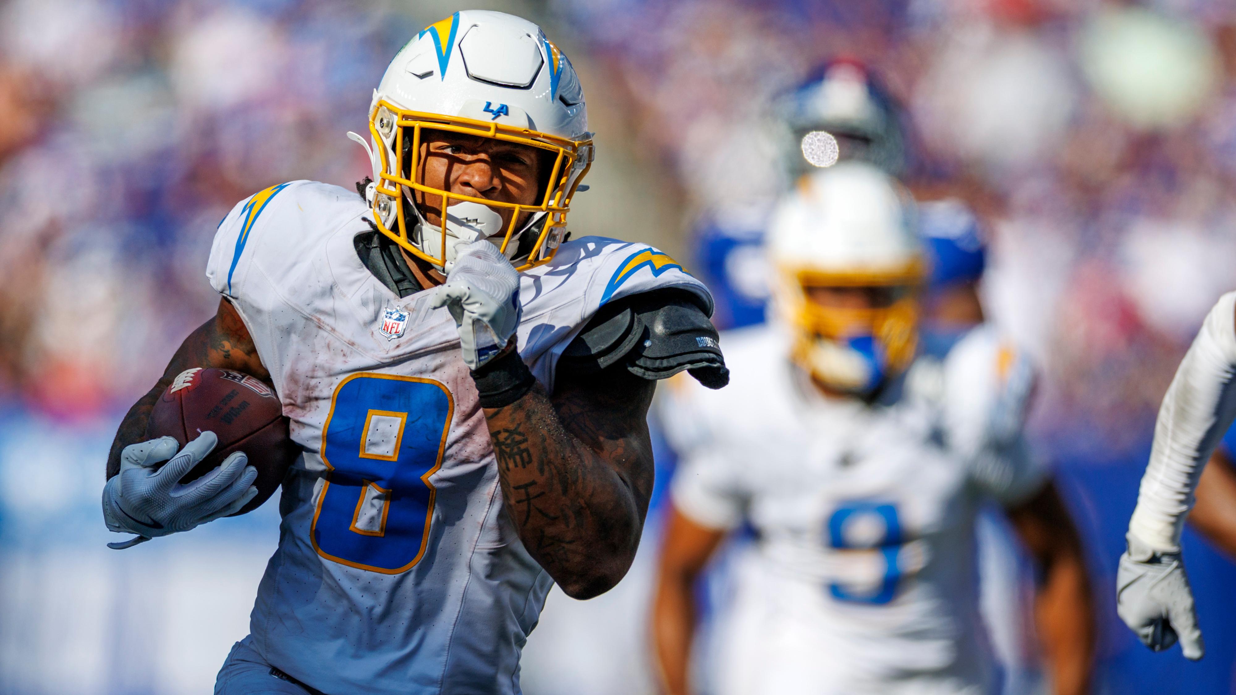 Chargers Giants Football